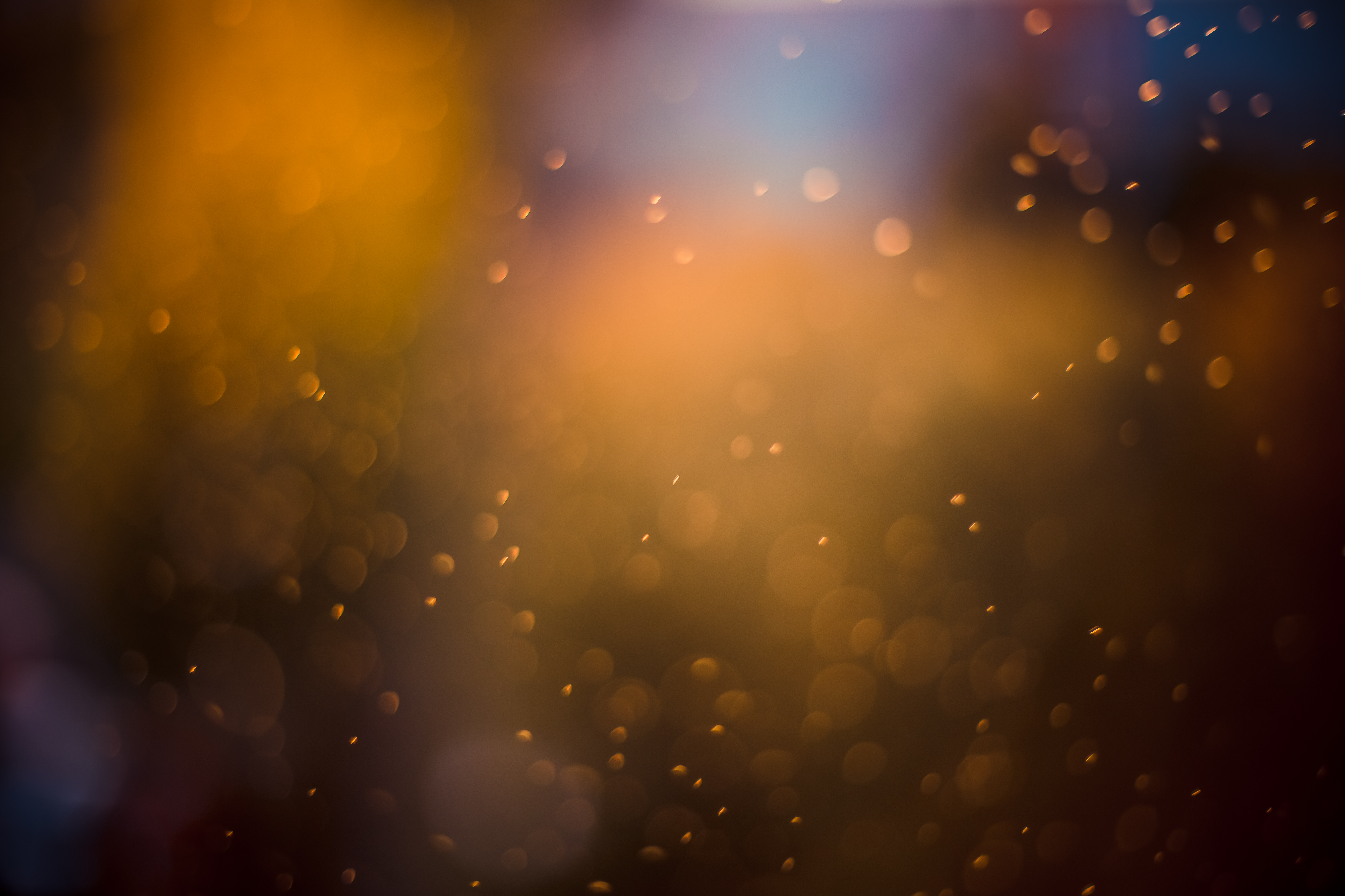 10 Beautifully Abstract High-Res Bokeh Wallpapers