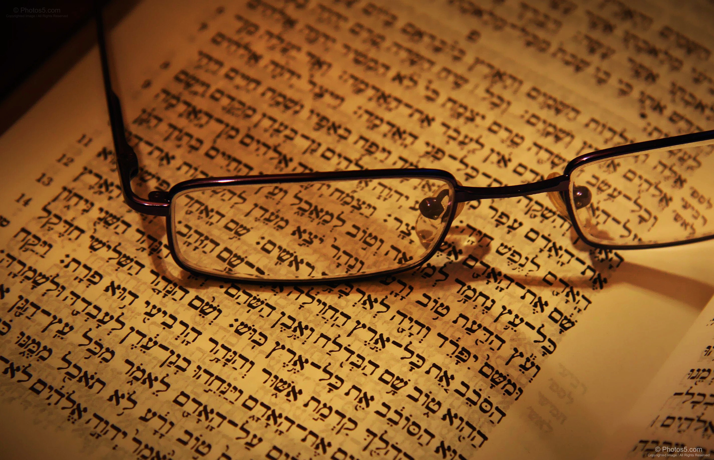 Reading Glasses on Top of Hebrew Jewish Torah Book – Photos5.com