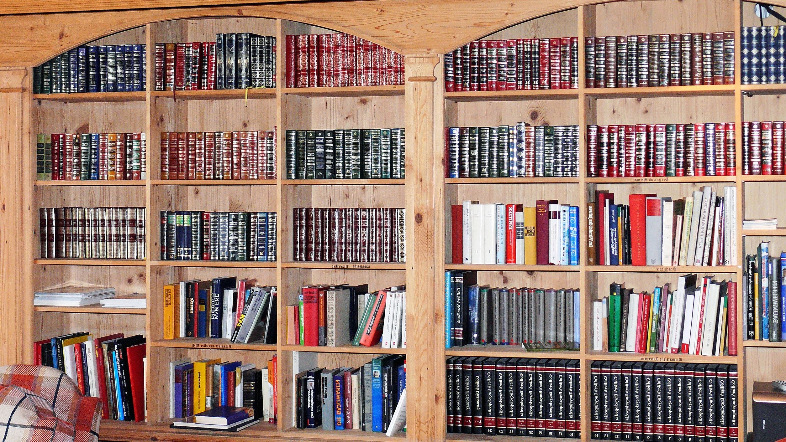Free picture: book, wall, bookcase, books, library, room
