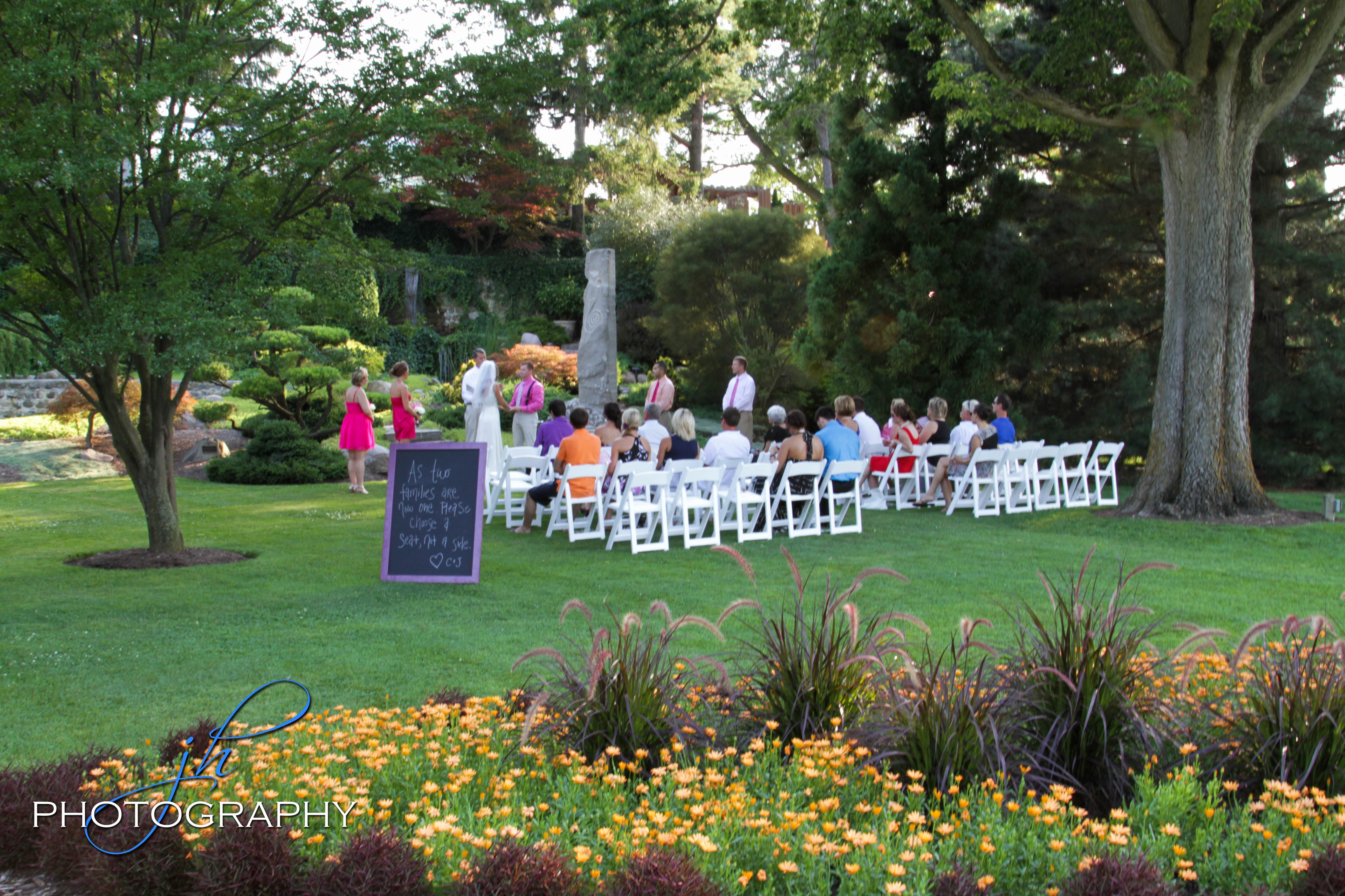 Toledo Botanical Garden Wedding Inspiration toledo Downtown Justice ...