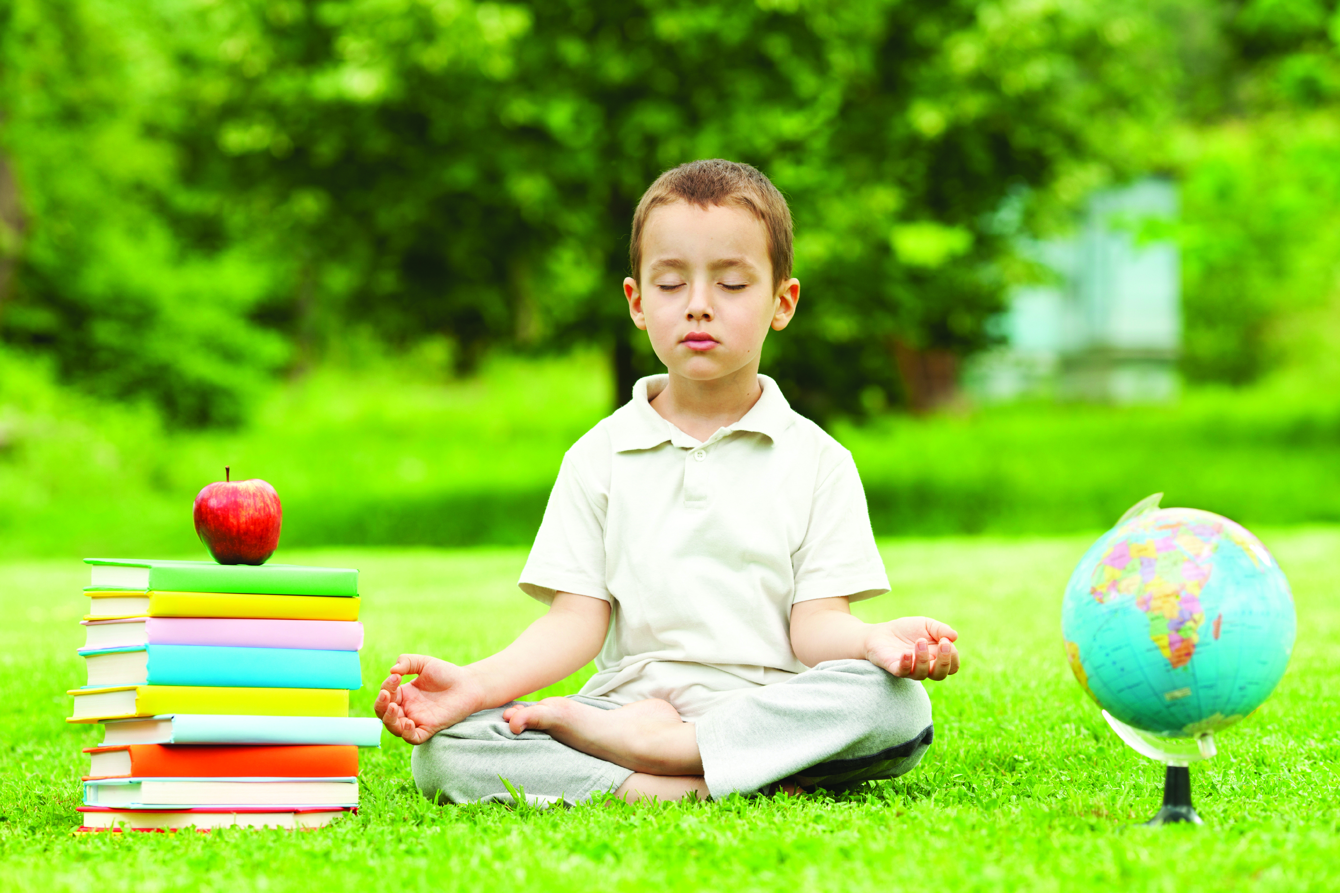 Beautiful child in zen meditation – Positive Mind Solutions
