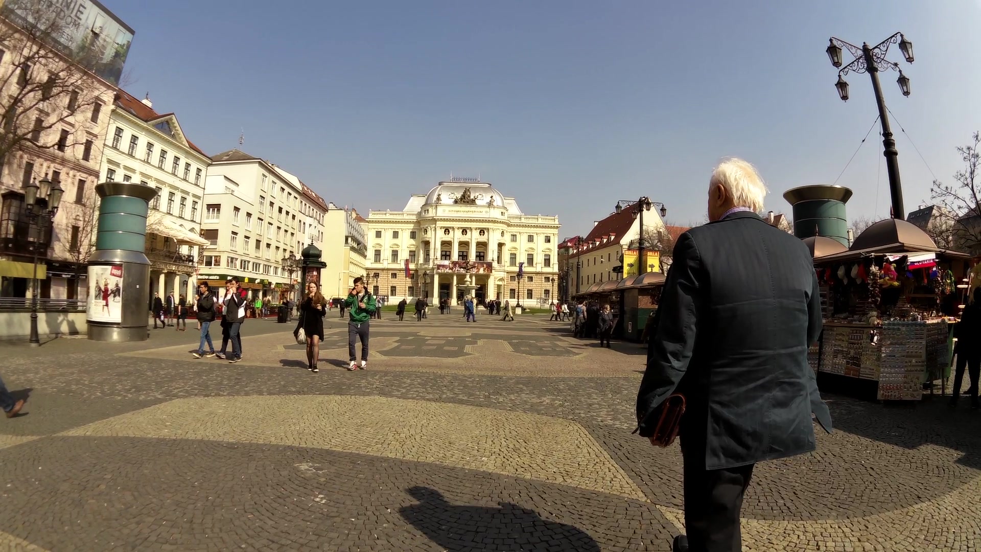 Spring walk through the center of Bratislava - Video route ...