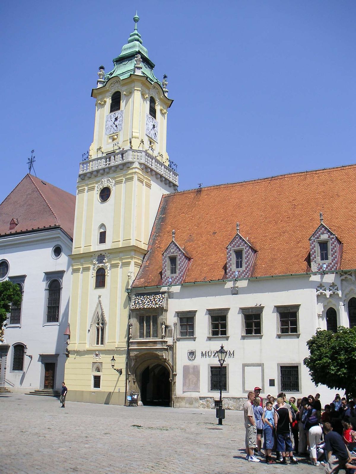 Old Town Hall (Bratislava) - Wikipedia