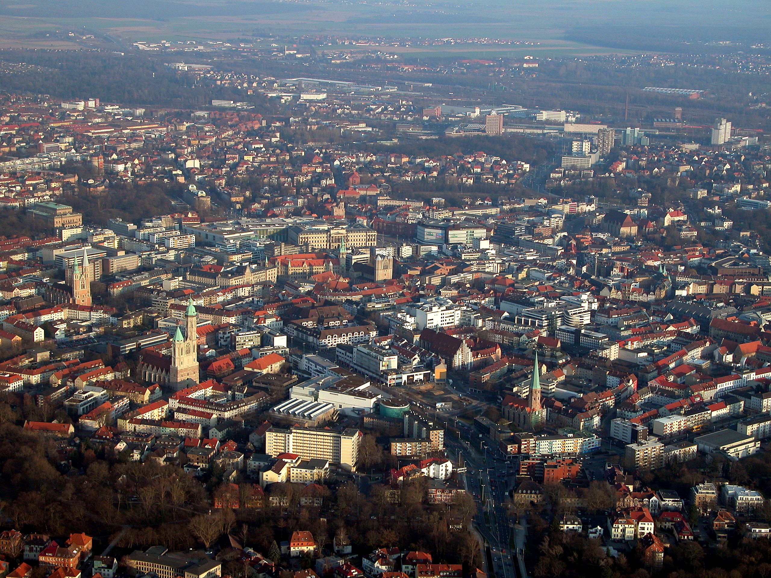File:Braunschweig Luftaufnahme Innenstadt (2011).JPG - Wikimedia Commons