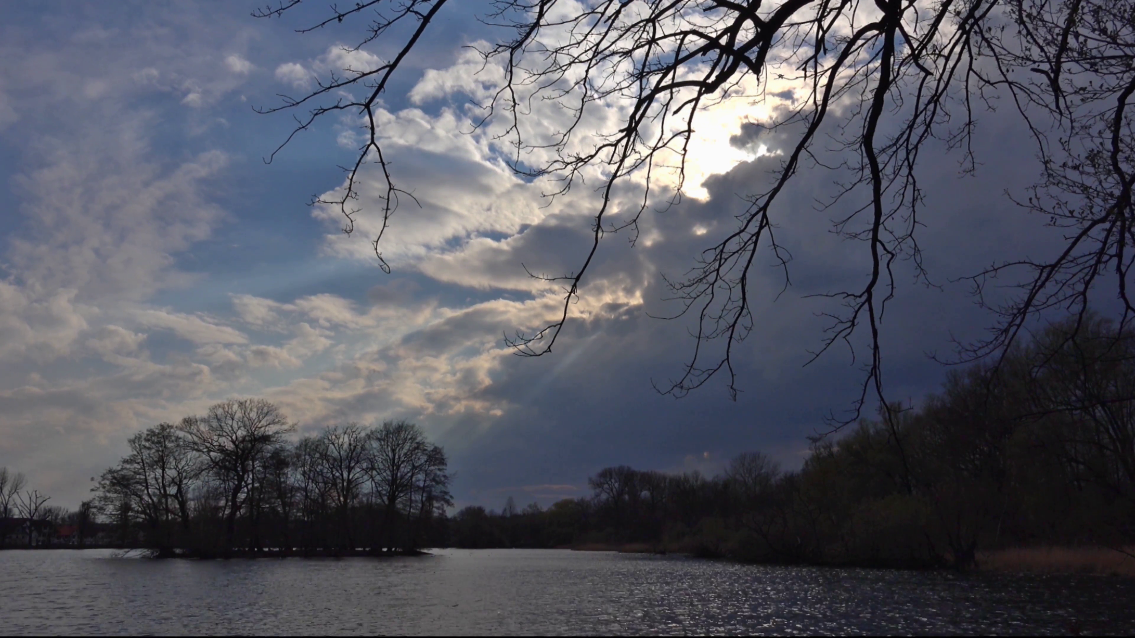 Clouds sunrays timelapse nature reserve Braunschweig lake Stock ...
