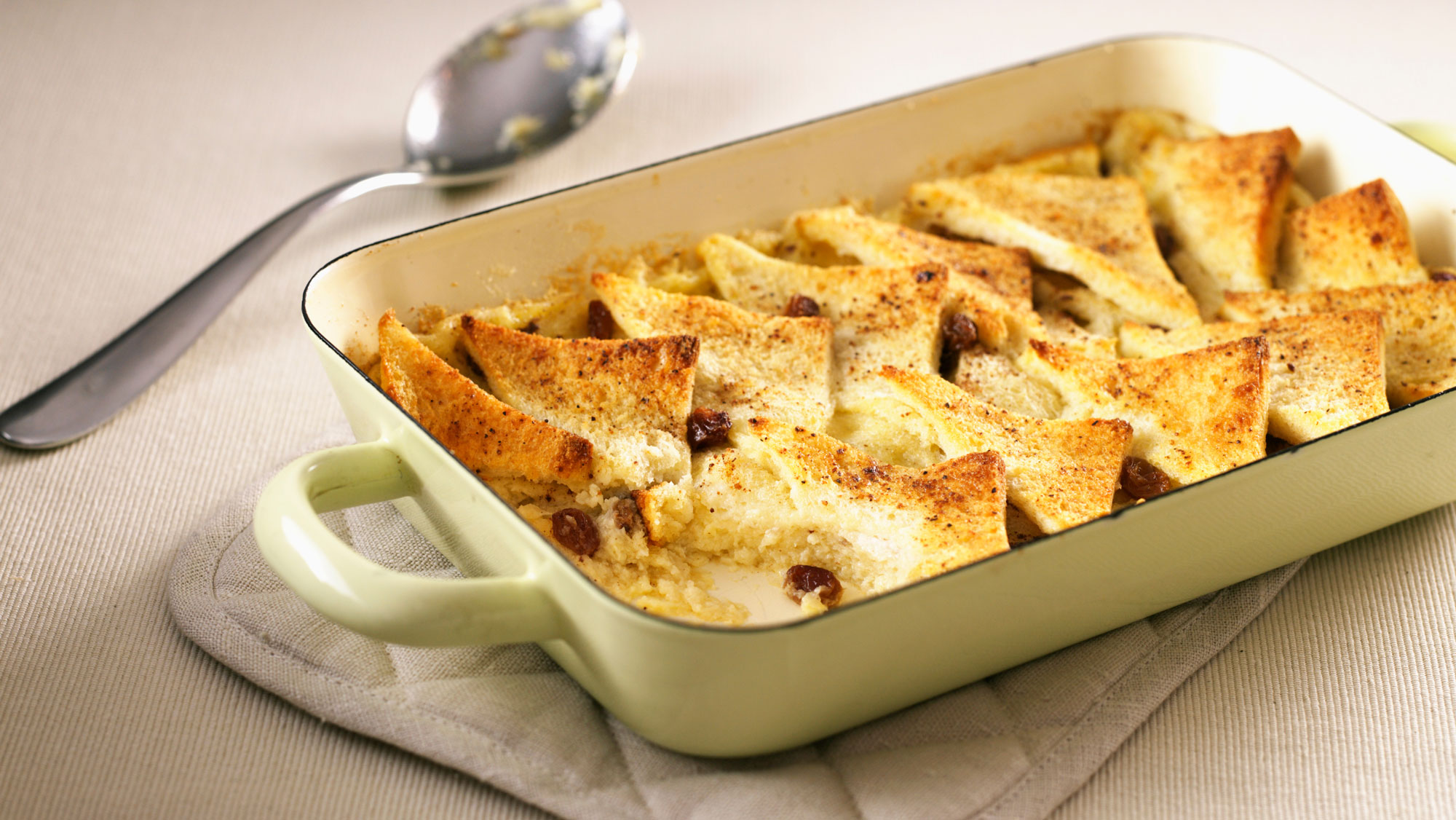 Bread and butter pudding recipe - BBC Food