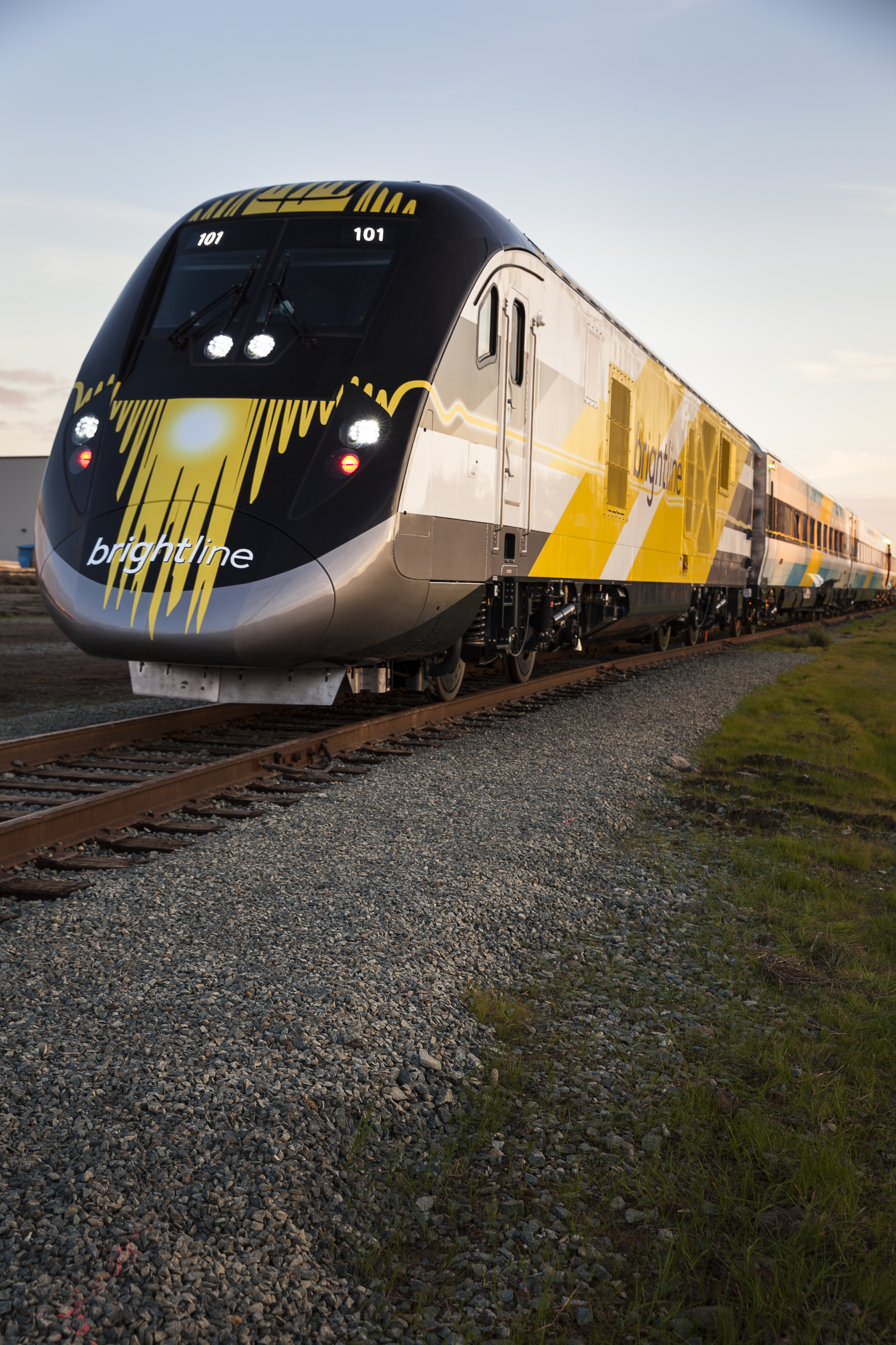 First Brightline train arrives in West Palm Beach | Malled!