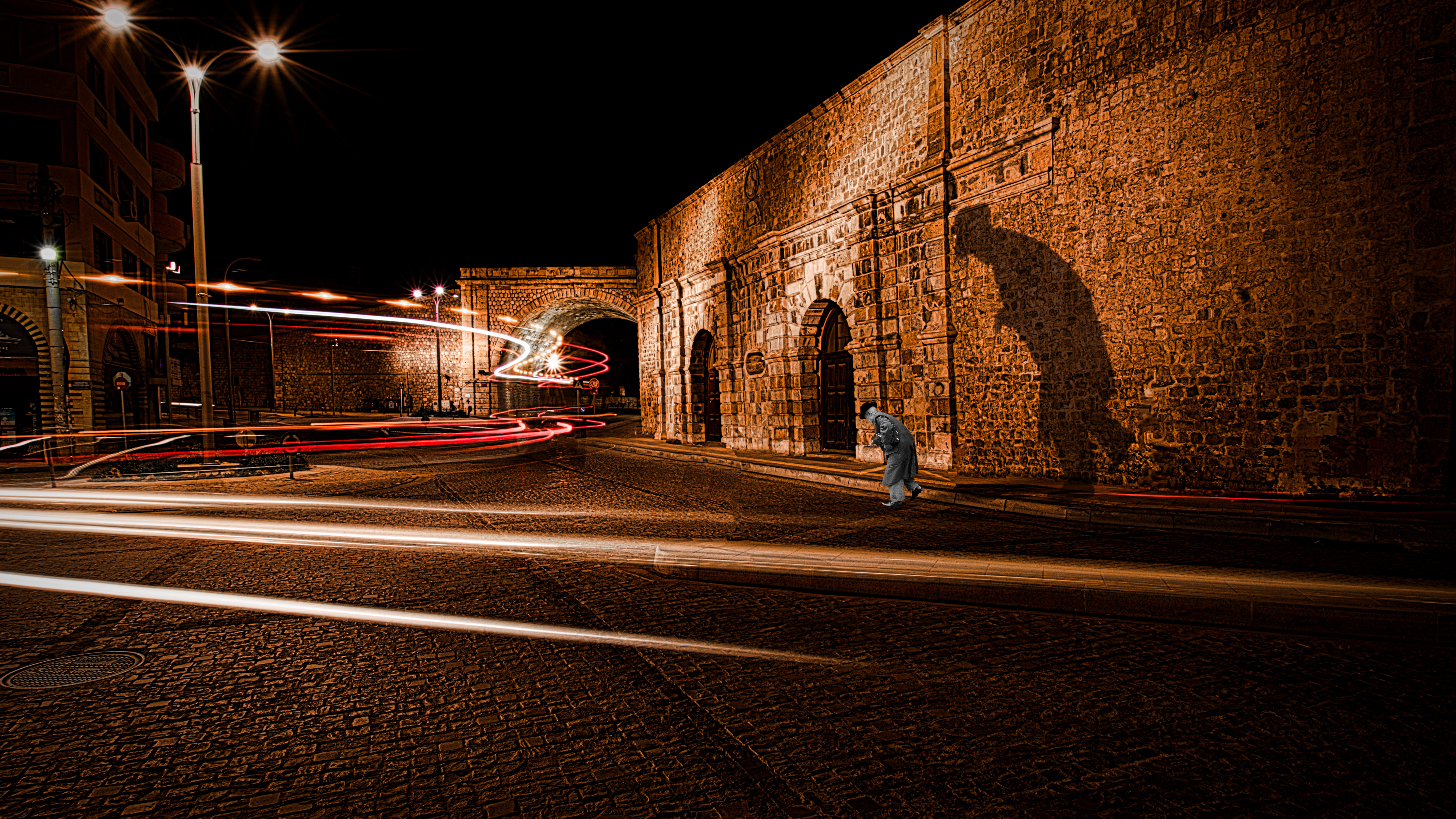 Brown Concrete Wall during Night Time Photo, Arches, Night lights, Time lapse, Street, HQ Photo