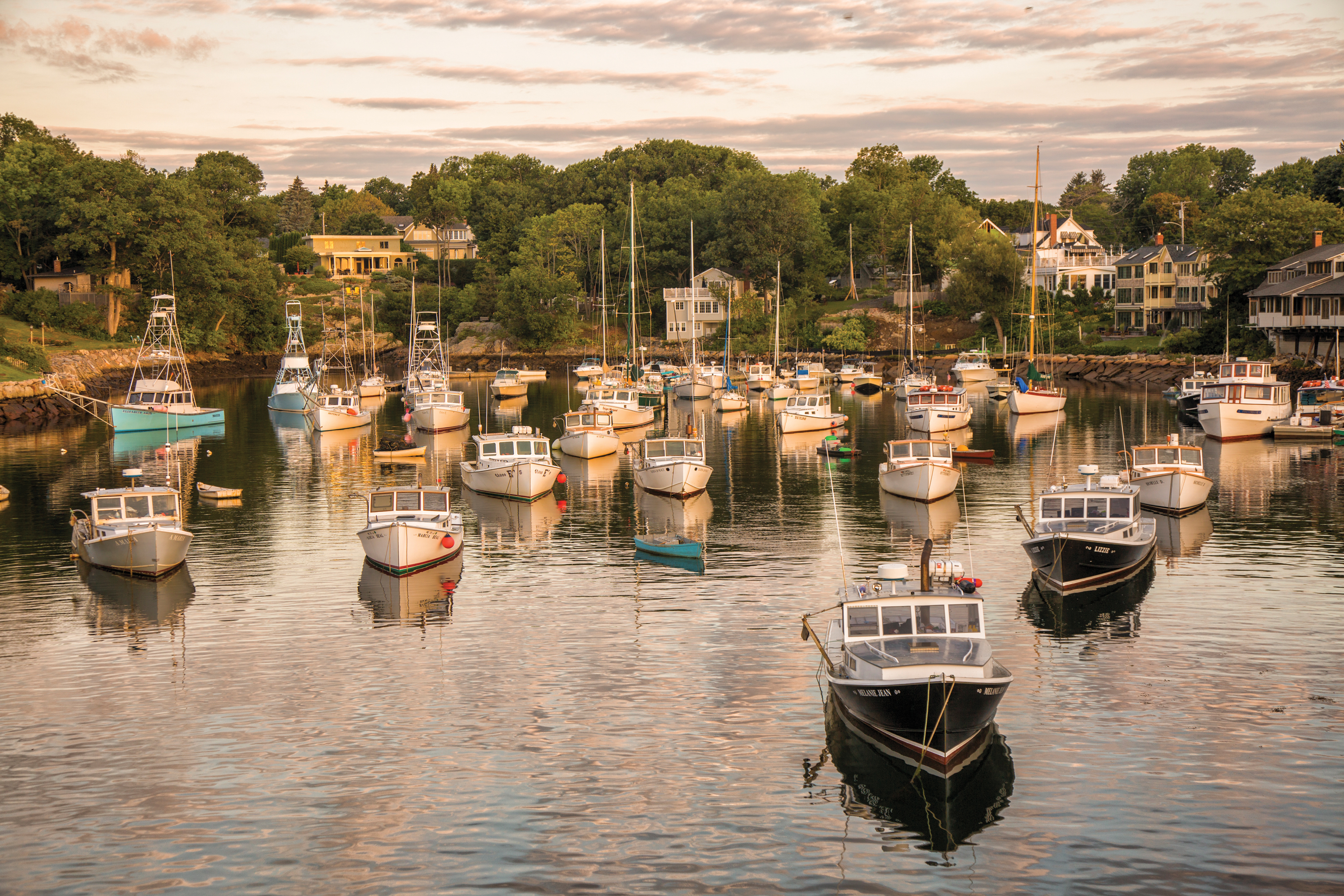 Tuck in to Ogunquit | New England Boating & Fishing