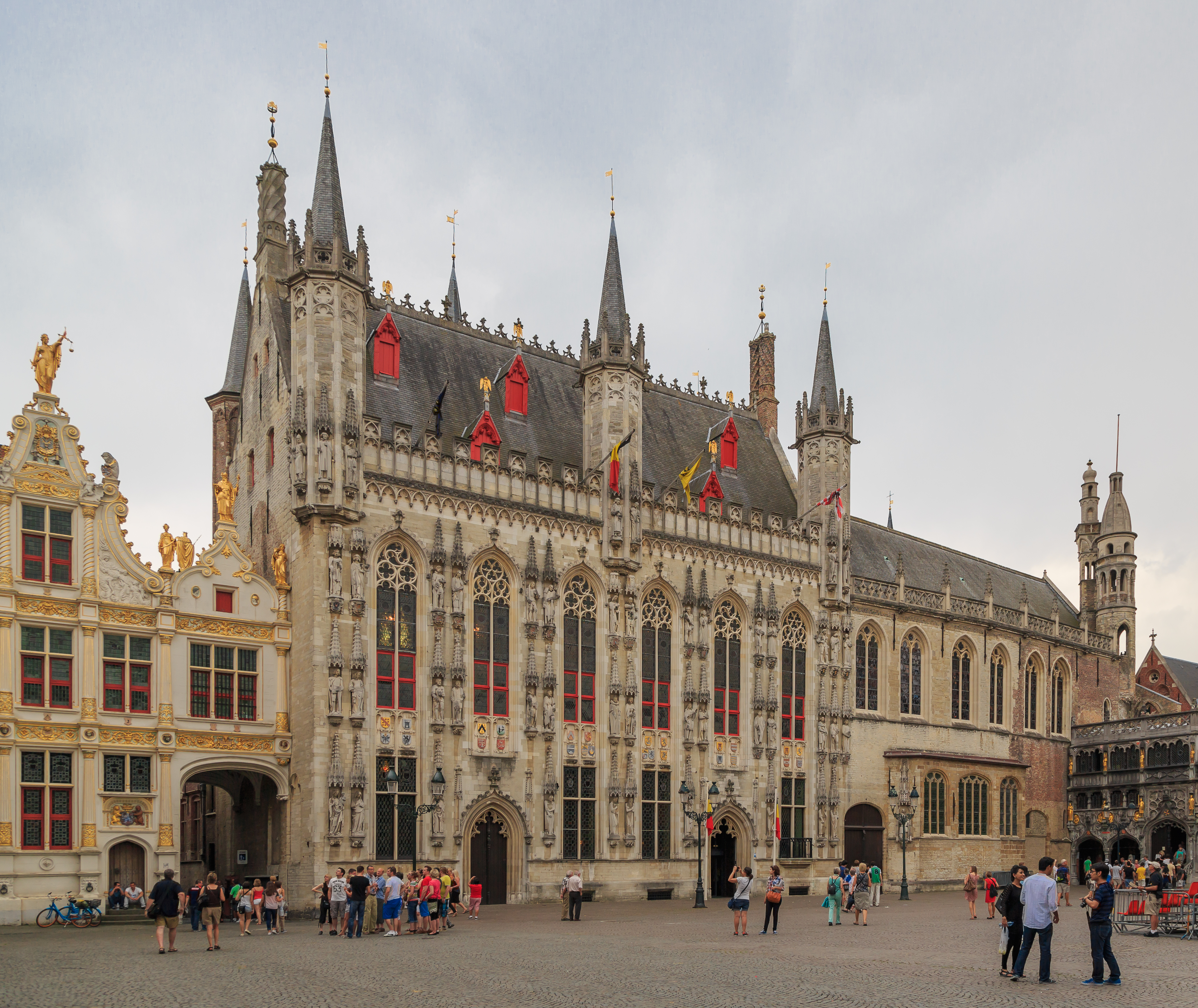 File:Bruges Belgium Town-hall-of-Brugge-01.jpg - Wikimedia Commons