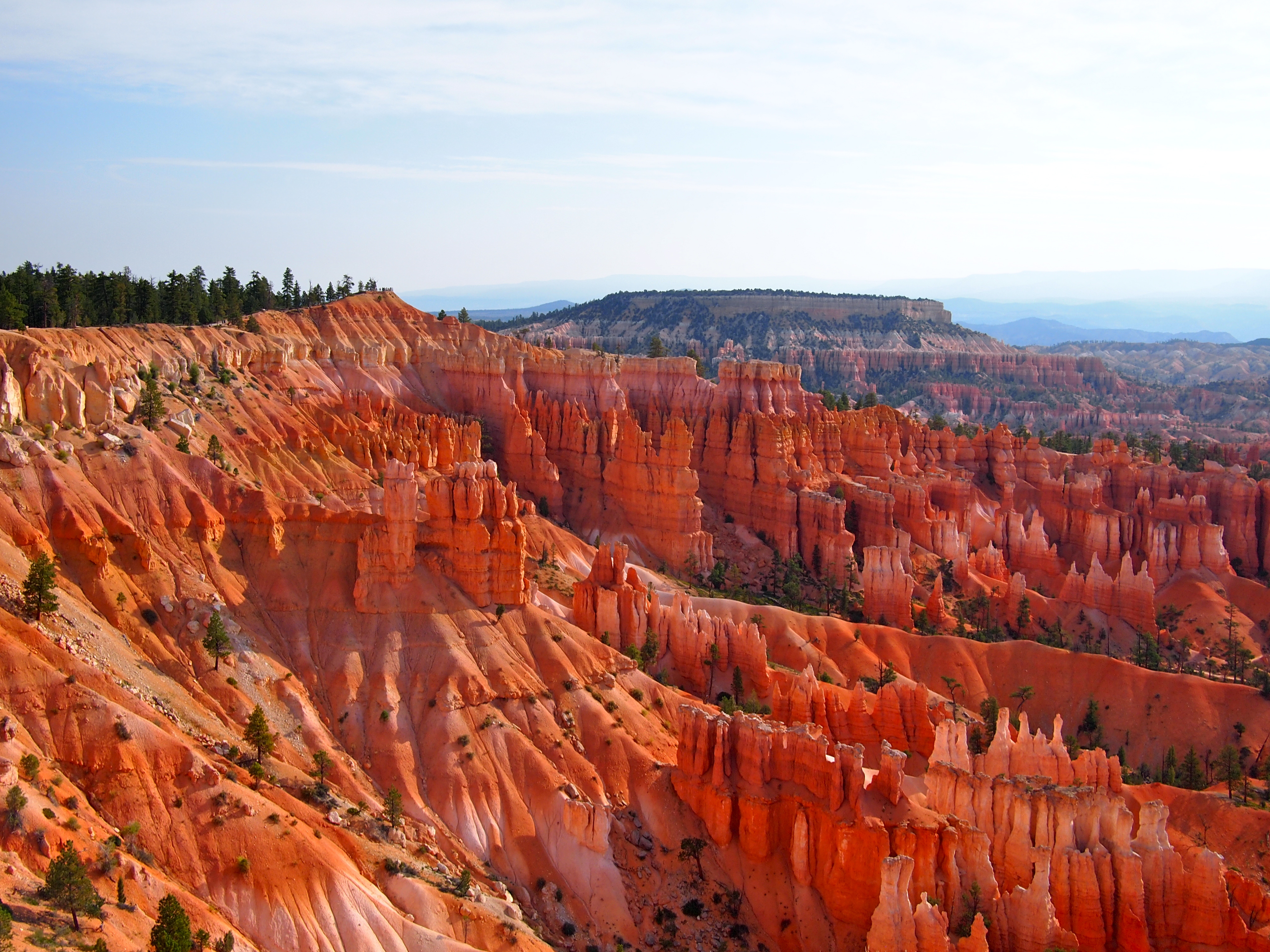 File:Bryce Canyon, Utah.jpg - Wikimedia Commons