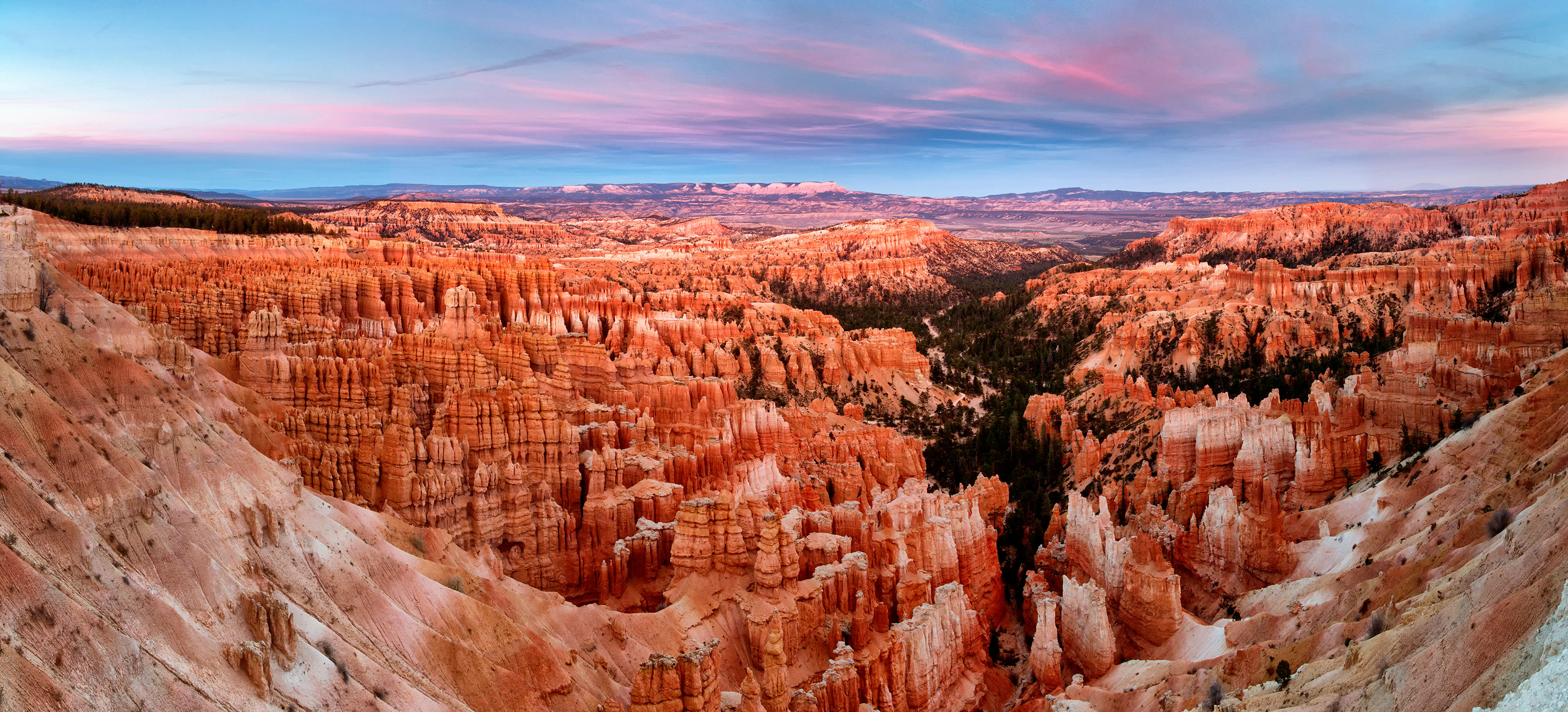 A Guide to Bryce Canyon National Park, Utah. 