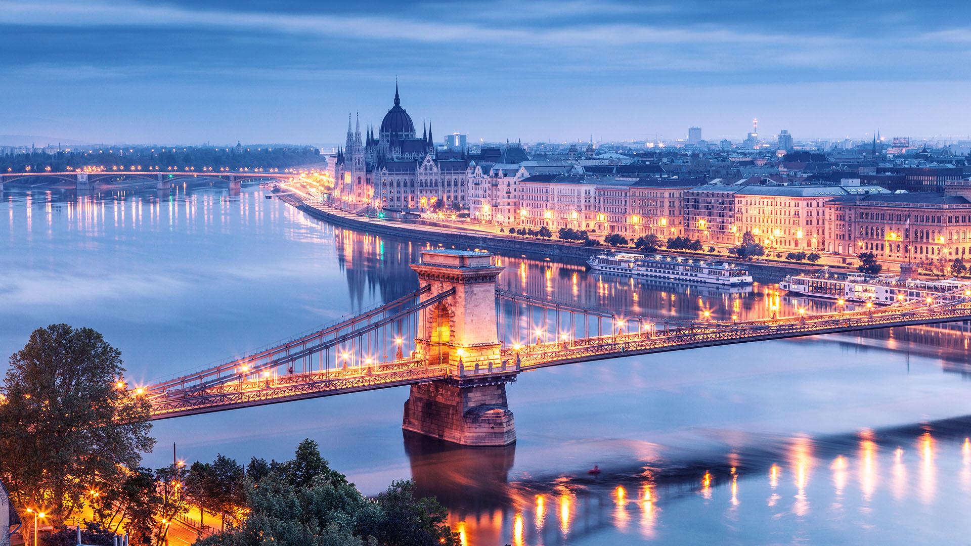 Budapest travel - Lonely Planet