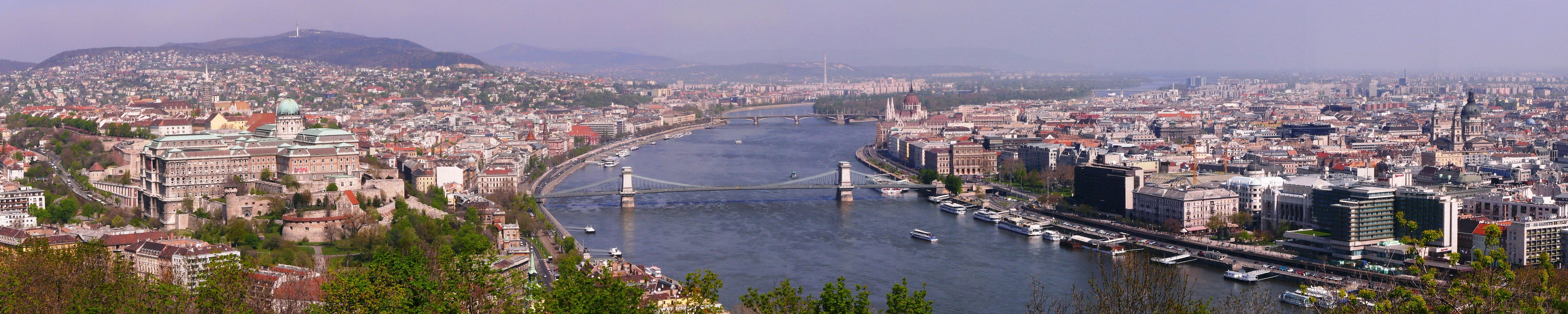 File:Budapest panorama 2.jpg - Wikimedia Commons