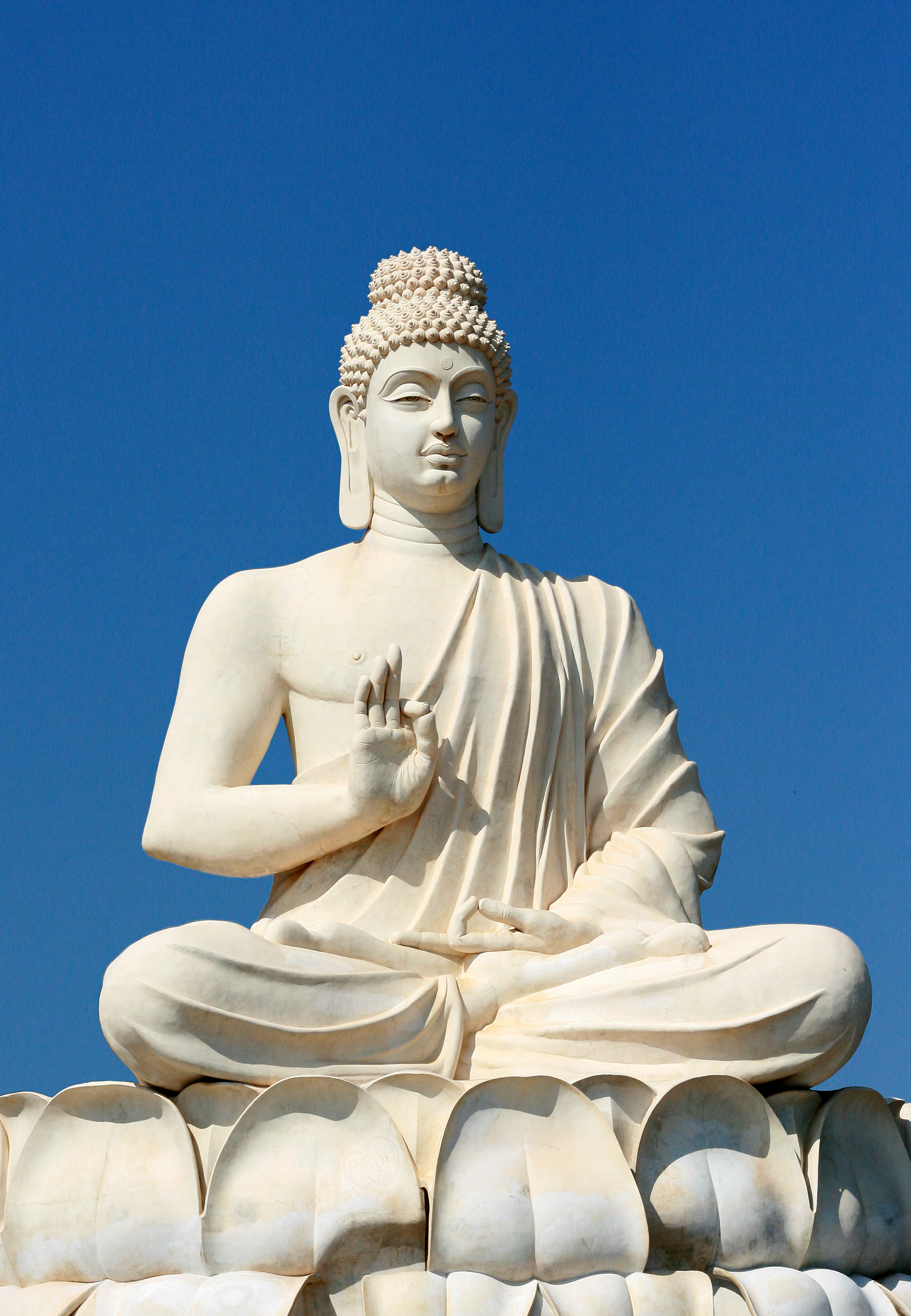 File:Buddha's statue near Belum Caves Andhra Pradesh India.jpg ...