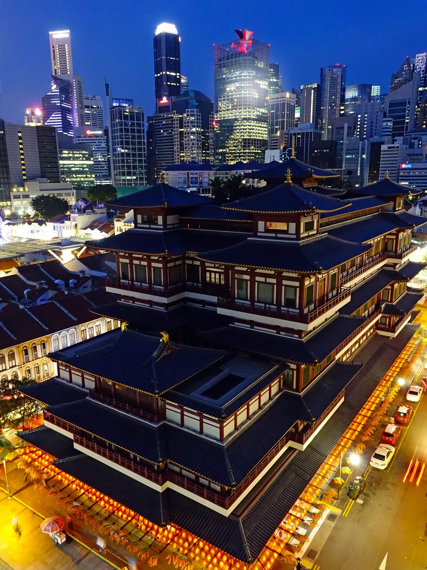 Buddha tooth relic temple photo