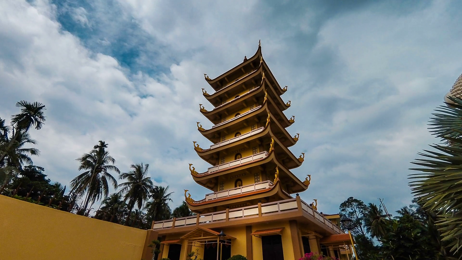 Vinh Trang Pagoda at blue sky, timelapse view of landmark Buddhist ...