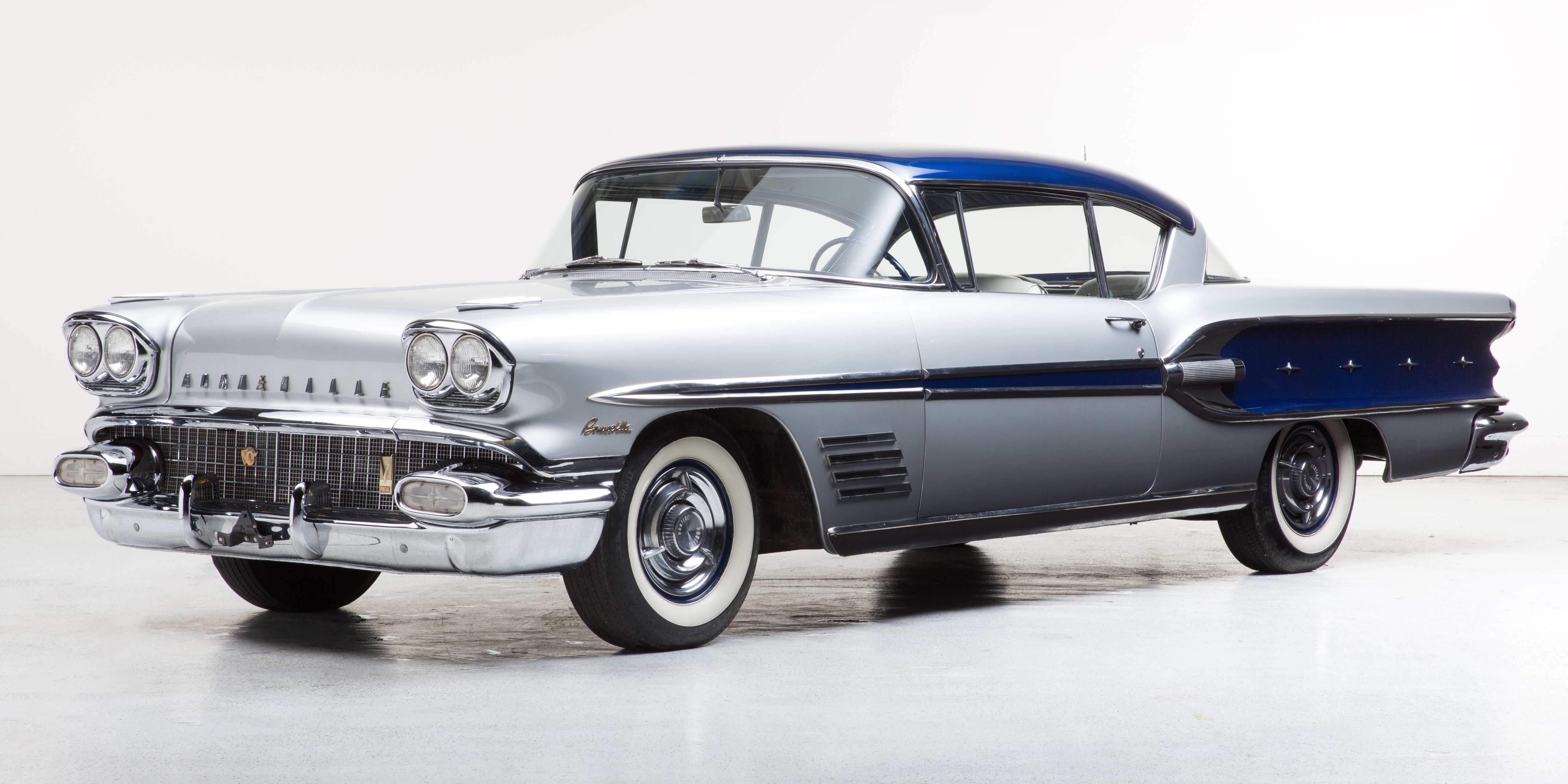57 Buick, '58 Bonneville set pace at American classic car auction in ...