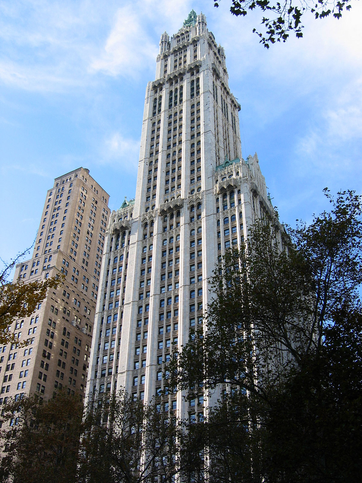 Woolworth Building - Wikipedia
