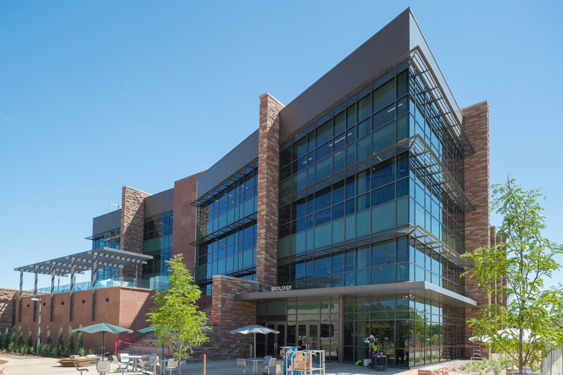 Student-friendly, research-savvy new Biology Building opens its ...