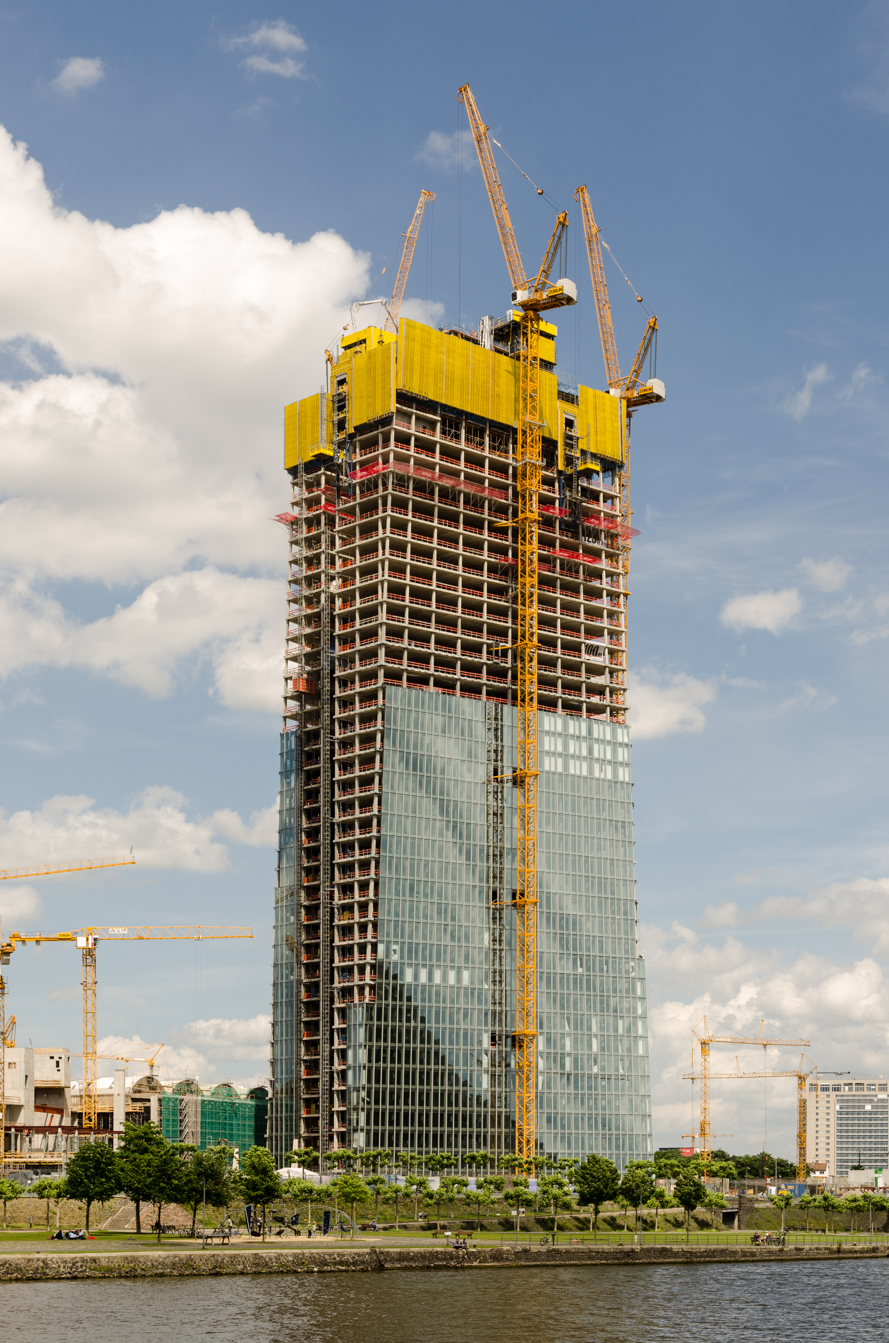 File:European Central Bank - building under construction - Frankfurt ...