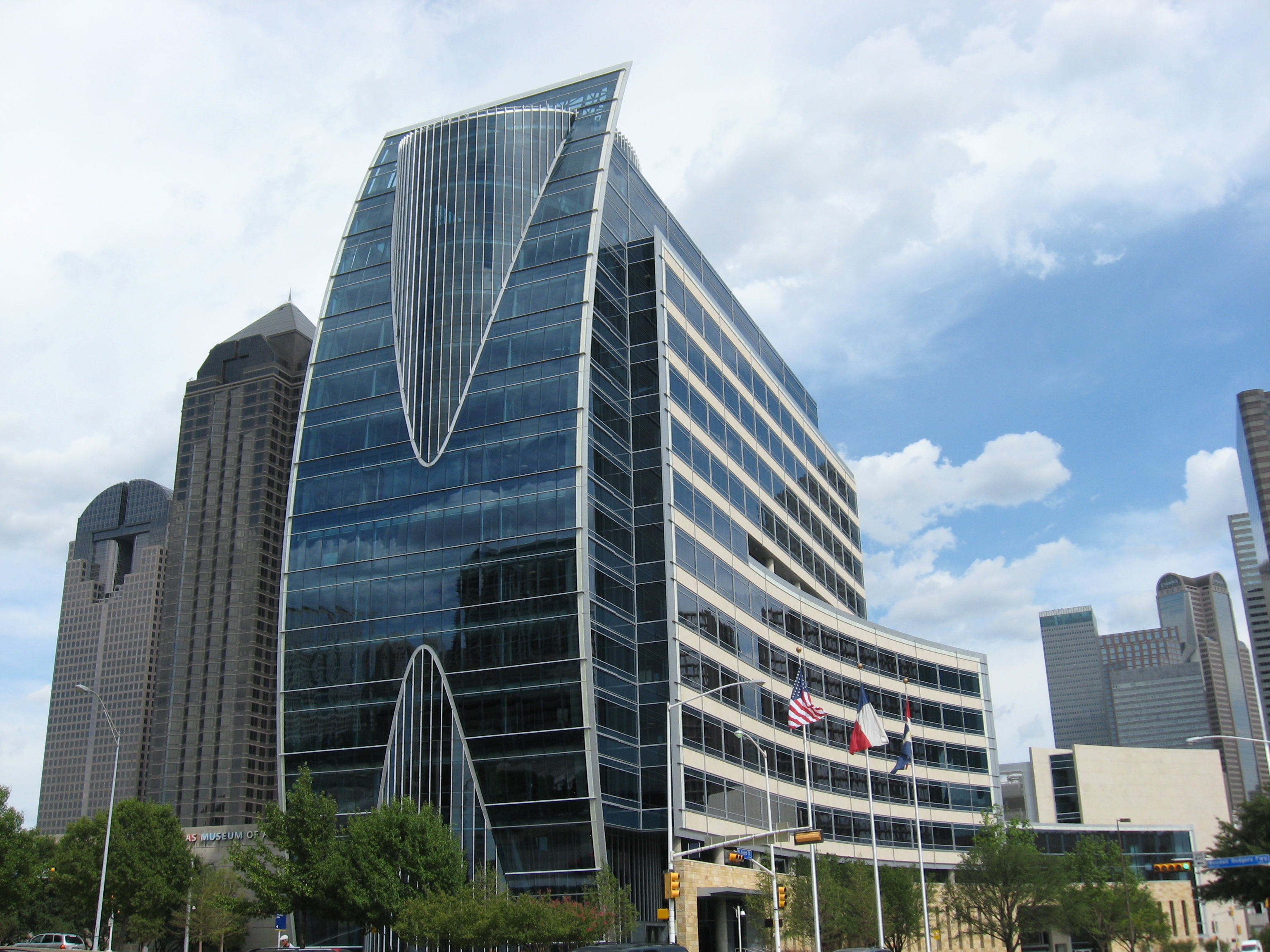 Cool, New Dallas Building | Nomad Me