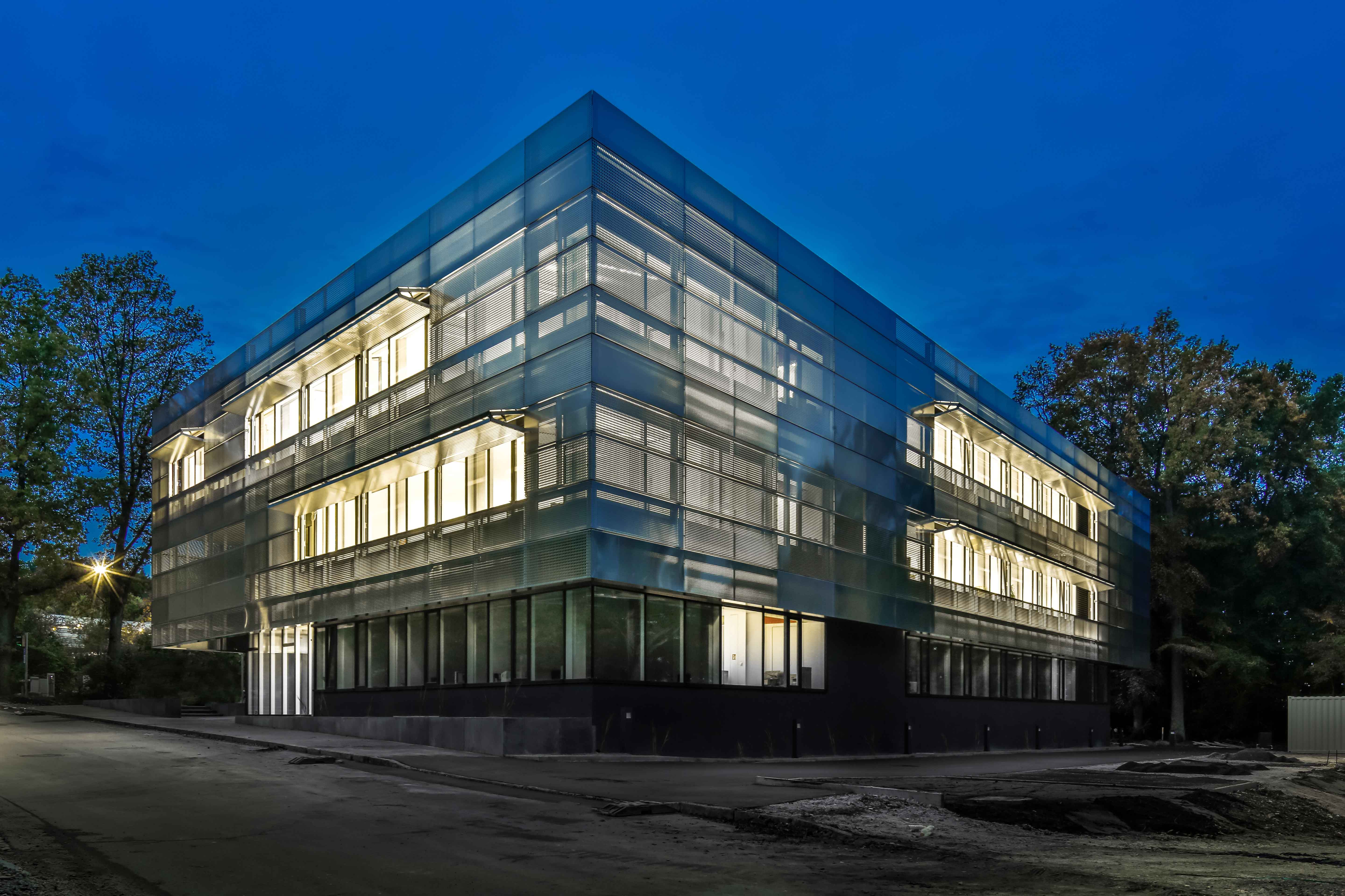 Helmholtz Institute Ulm - Completion of the Building