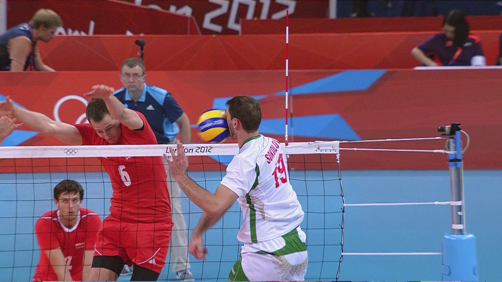 Men's Volleyball - Poland v Bulgaria Pool A | London 2012 Olympics ...