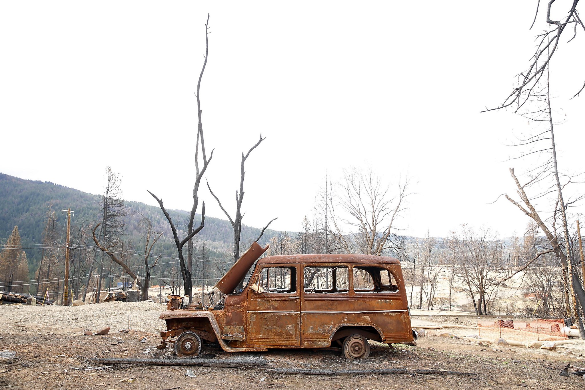 Valley Fire victims struggle with uncertainty over rebuilding - San ...
