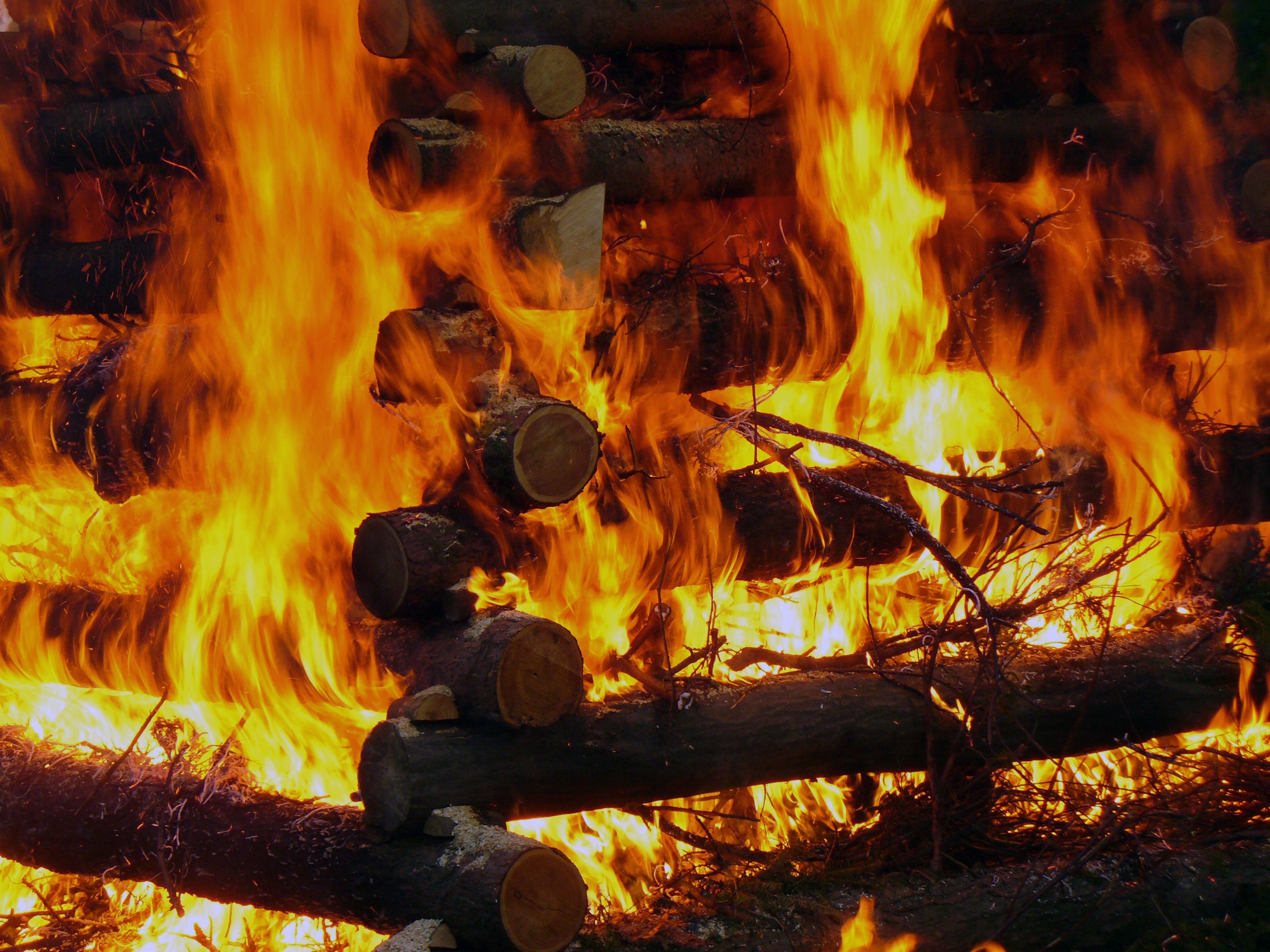 Free Image: Burning wood | Libreshot Public Domain Photos
