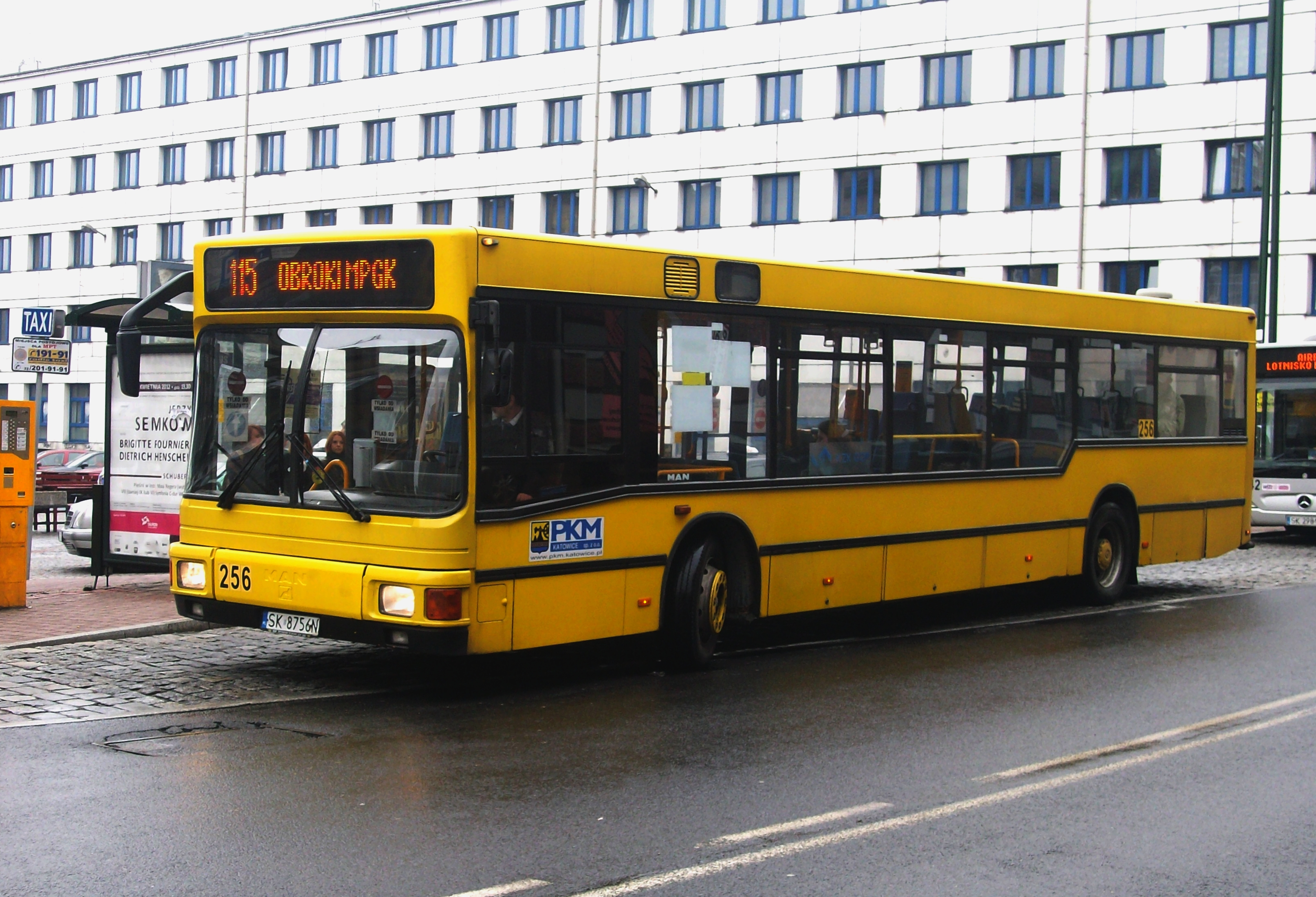 File:Katowice MAN bus n°256, line 15.JPG - Wikimedia Commons