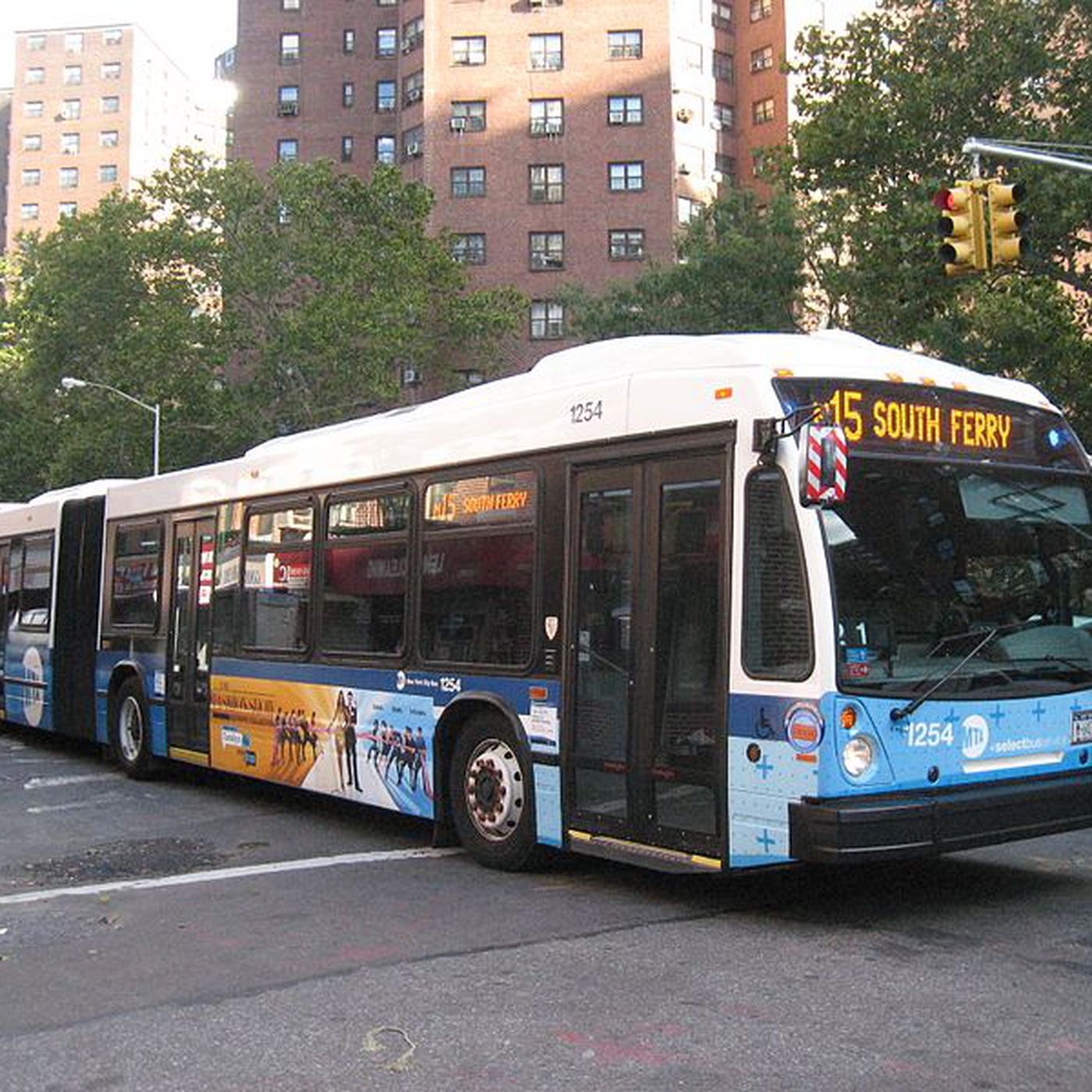 NYC Select Bus Service will come to 21 new routes in the next decade ...