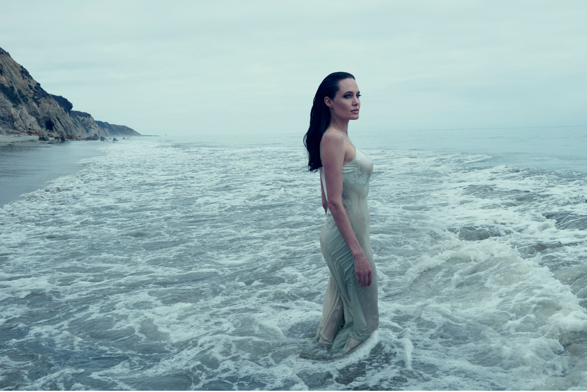 Angelina Jolie Says Beyond the Sea “first film completely based on ...