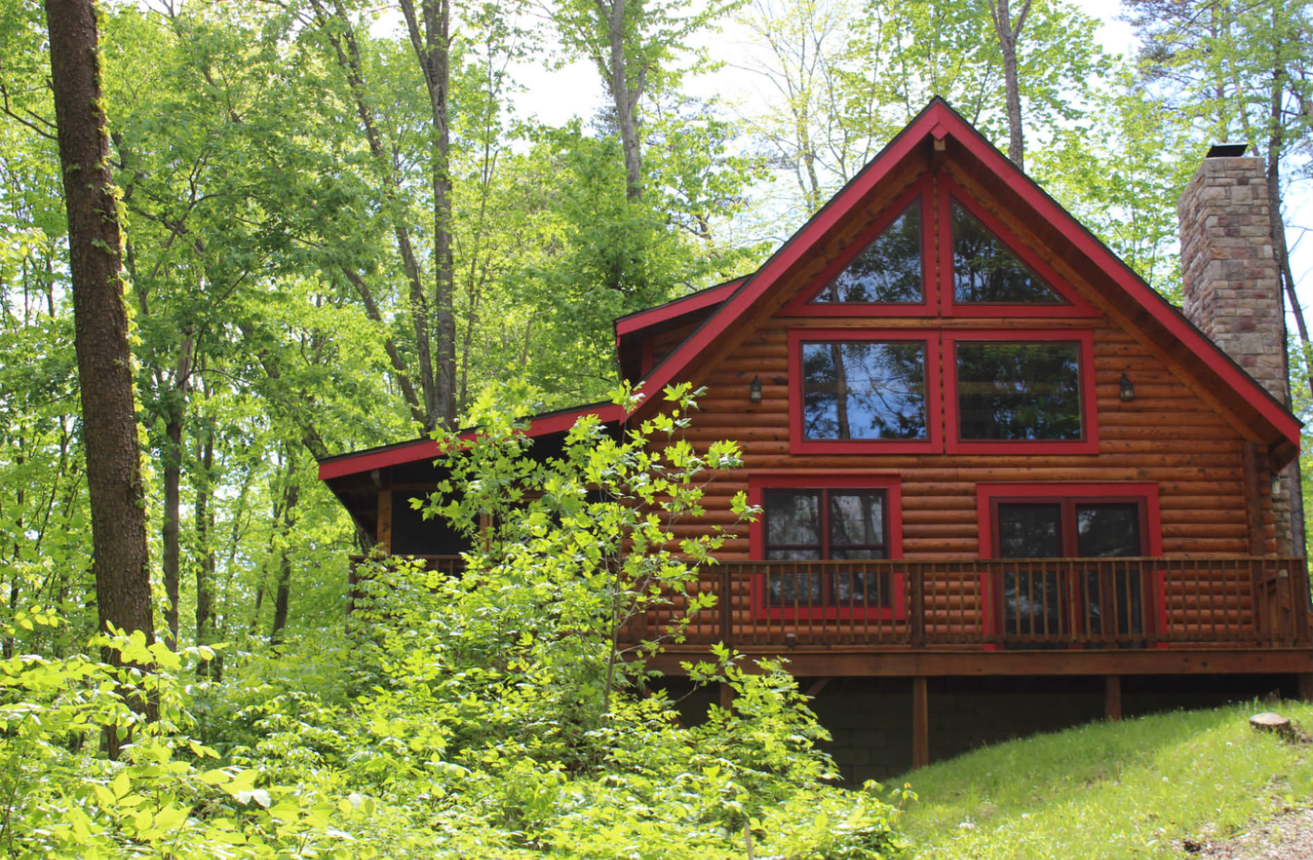 Cabin Rentals in Hocking Hills: Valley View Cabins