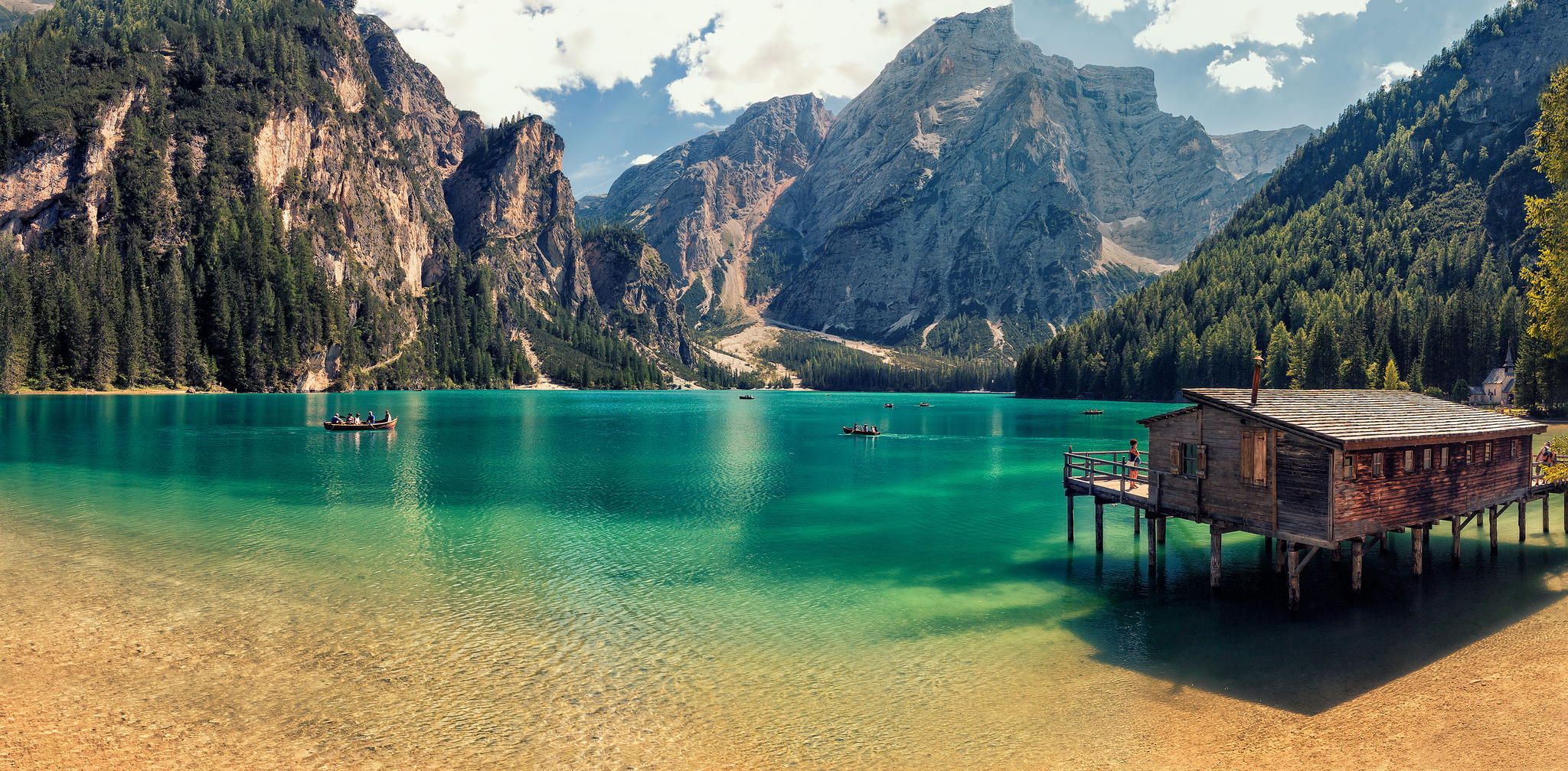 A beautiful summer by the lake, in the Italian Dolomites ...