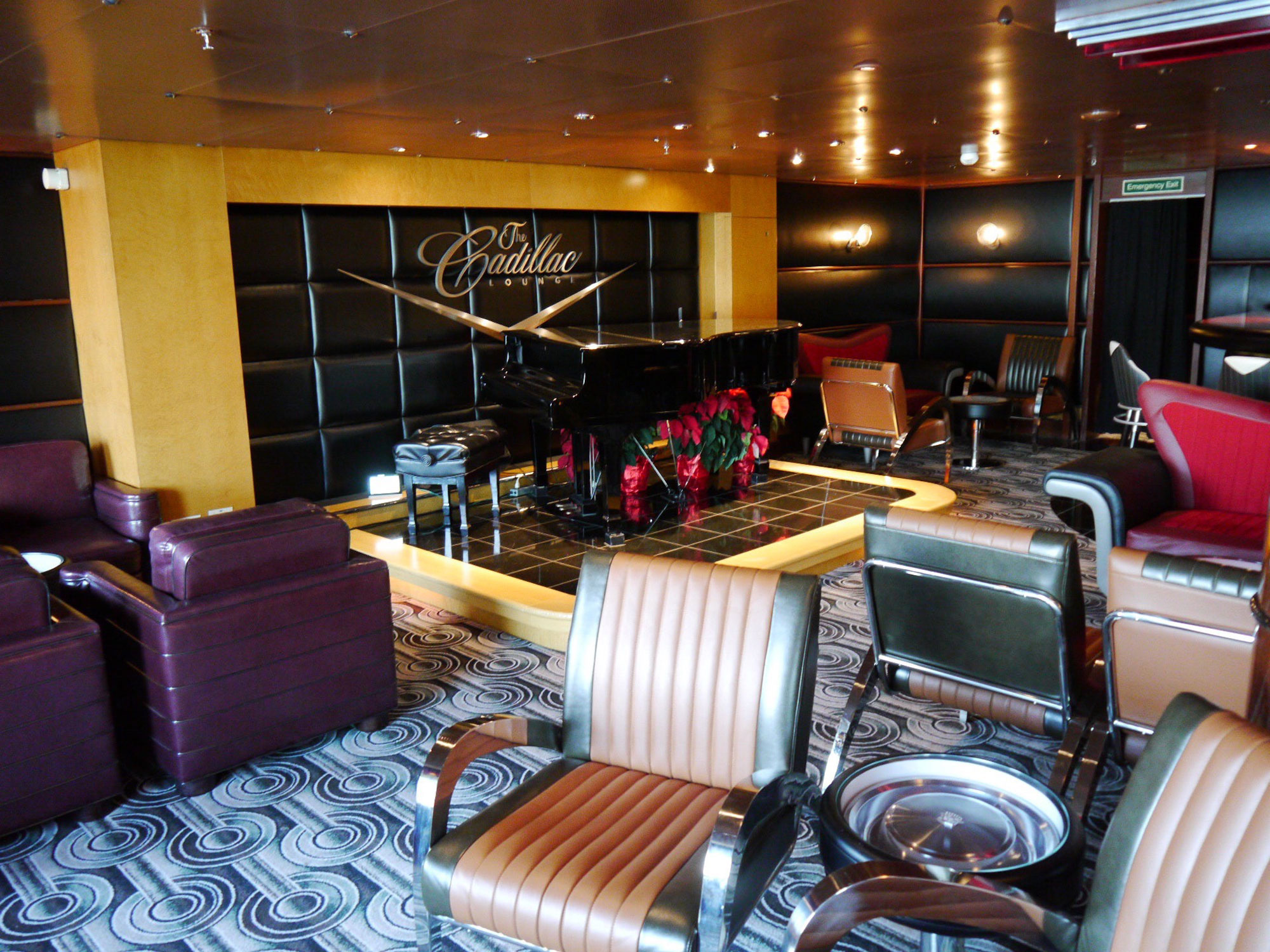 Disney Wonder Reimagined: Adult Entertainment District and Lounges ...
