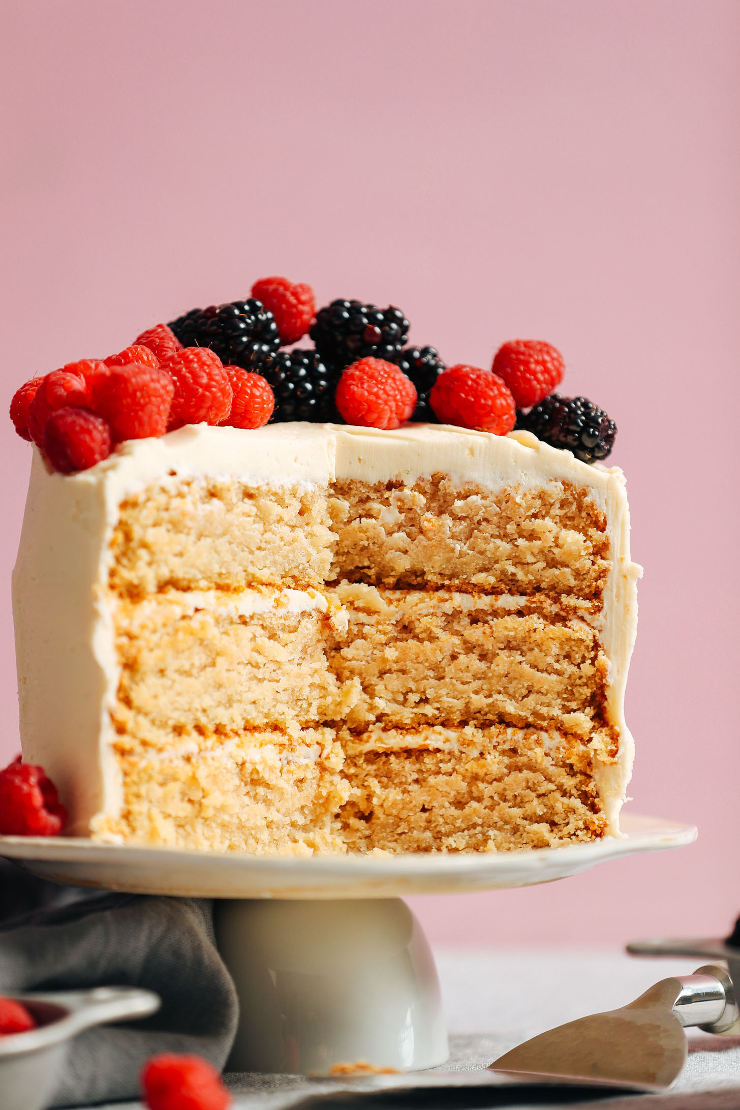 1-Bowl Vegan Gluten-Free Vanilla Cake | Minimalist Baker Recipes