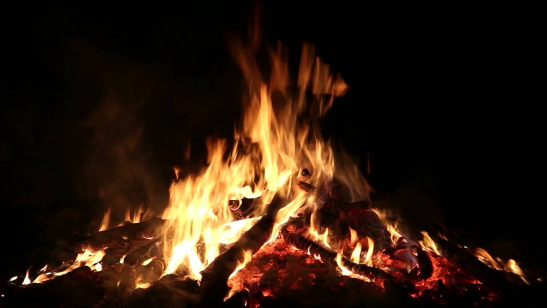 Relaxing Campfire with Crackling Fire Sounds (Full HD) - YouTube