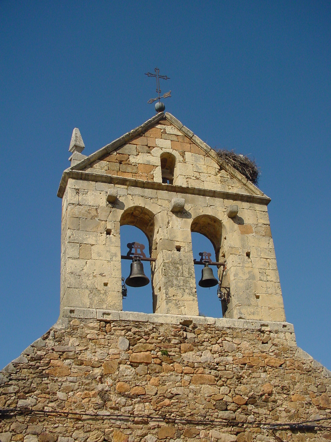 File:Campanario de ermita de San Benito Abad en Gargantilla del ...