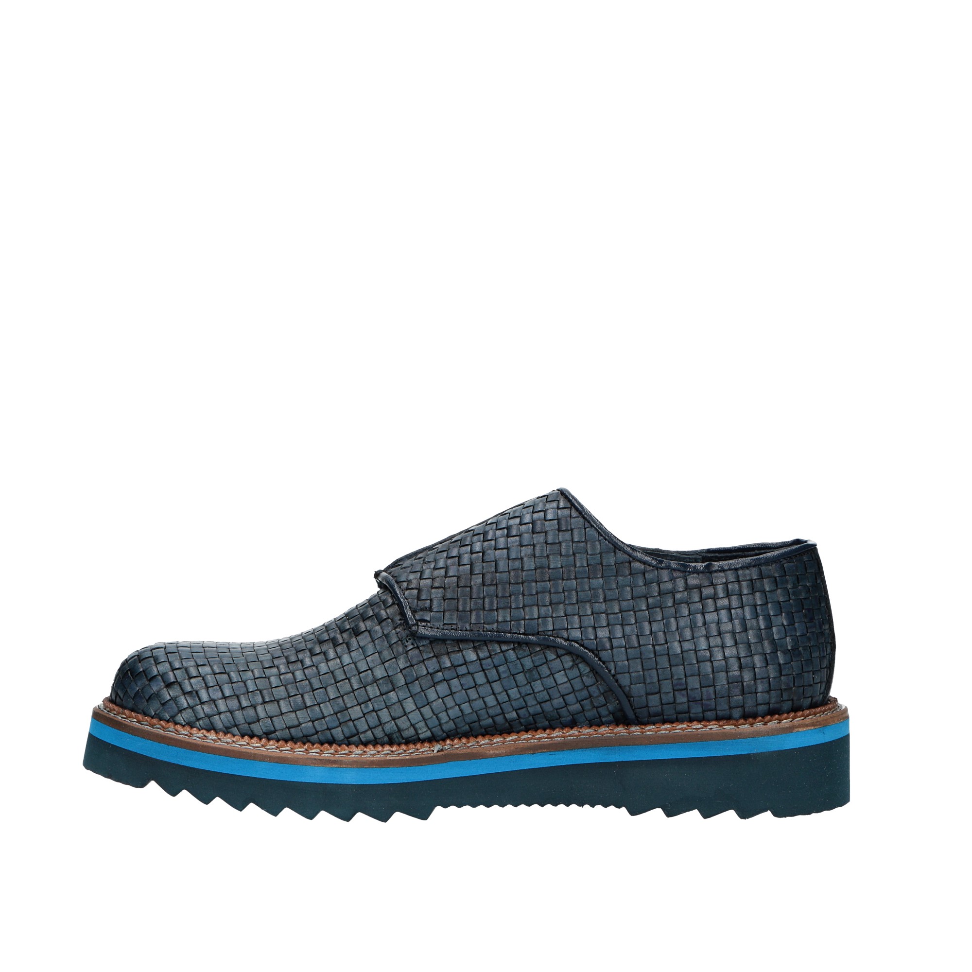 Campo neutro - braided leather shoe with flap: online sale on Claros ...