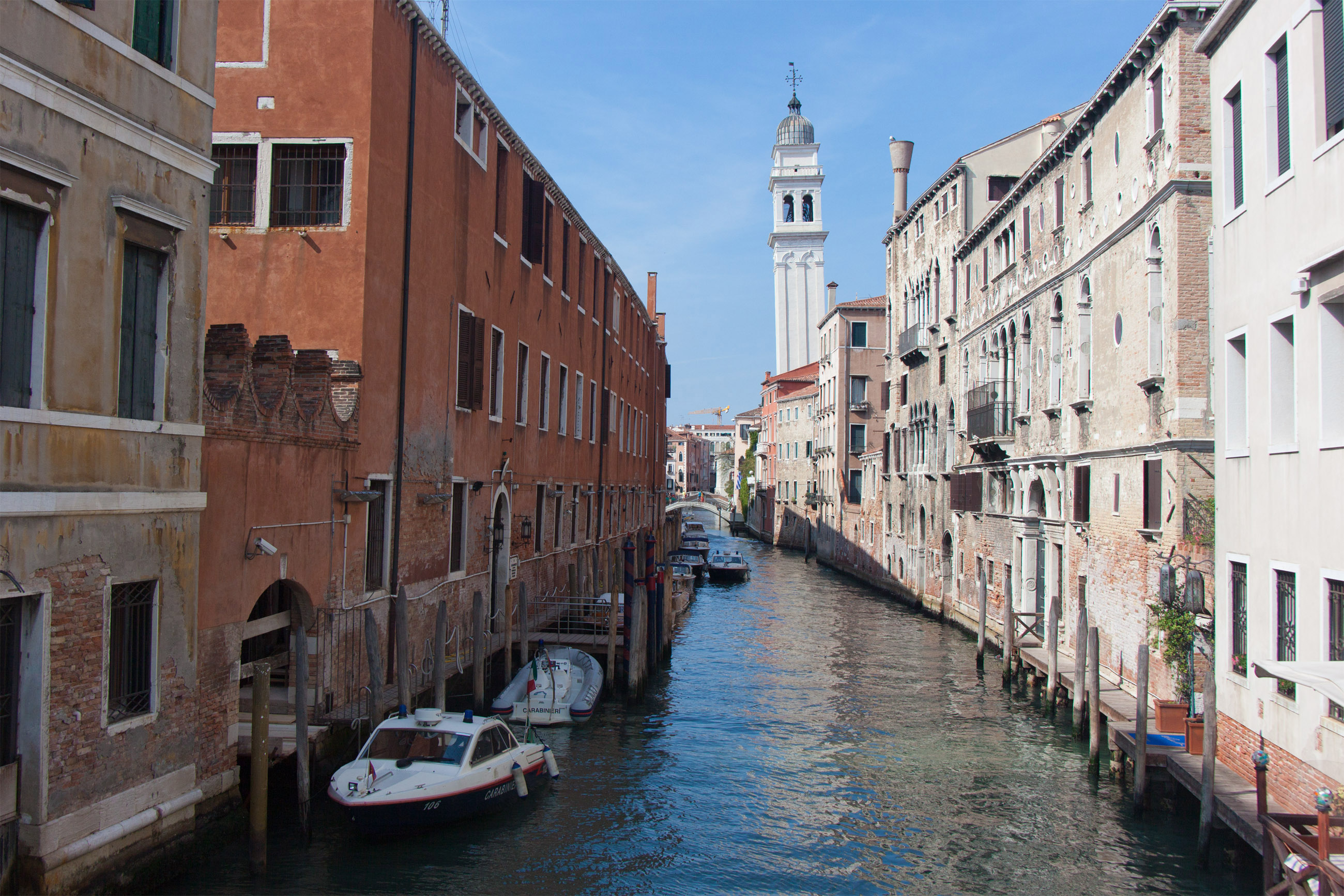 Canal in Venice, Architectural, Tilt-shift, Painted, Person, HQ Photo