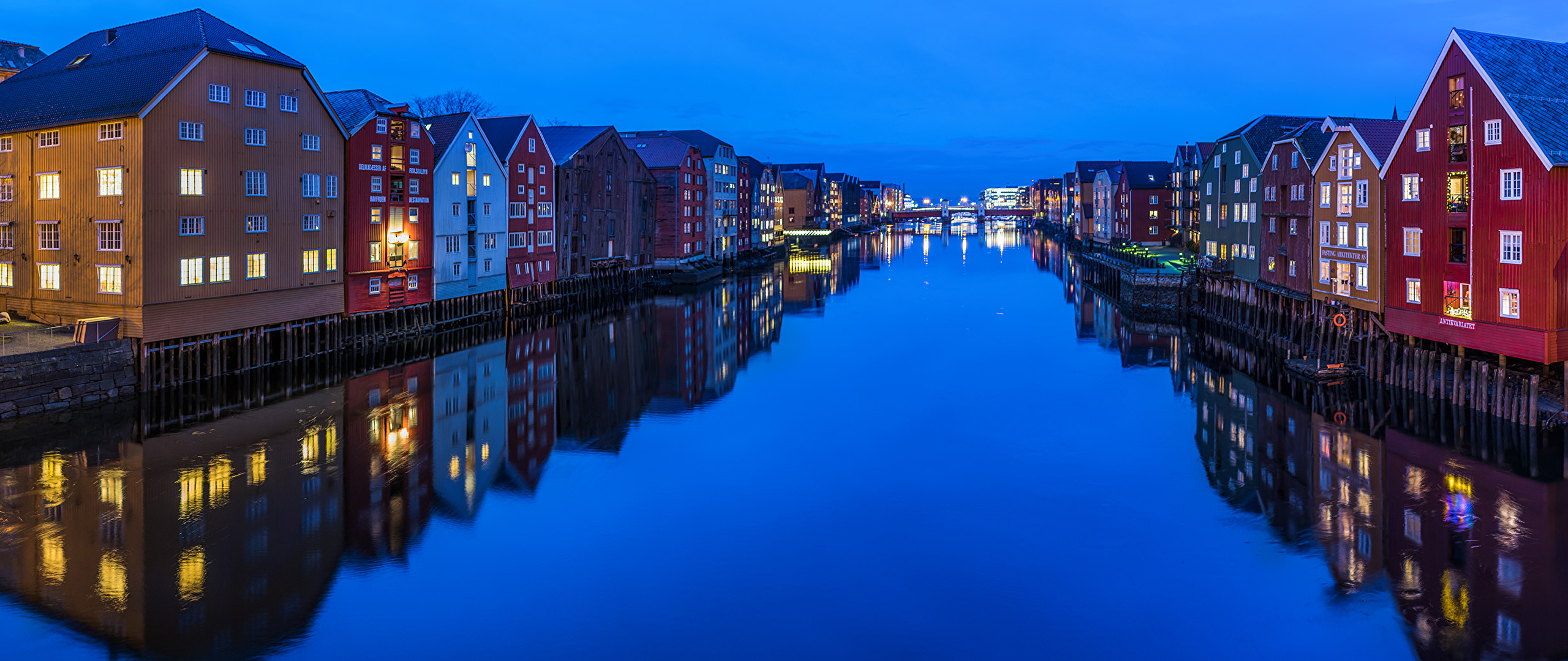 Images Norway Trondheim Canal Reflection Evening Cities 2560x1080
