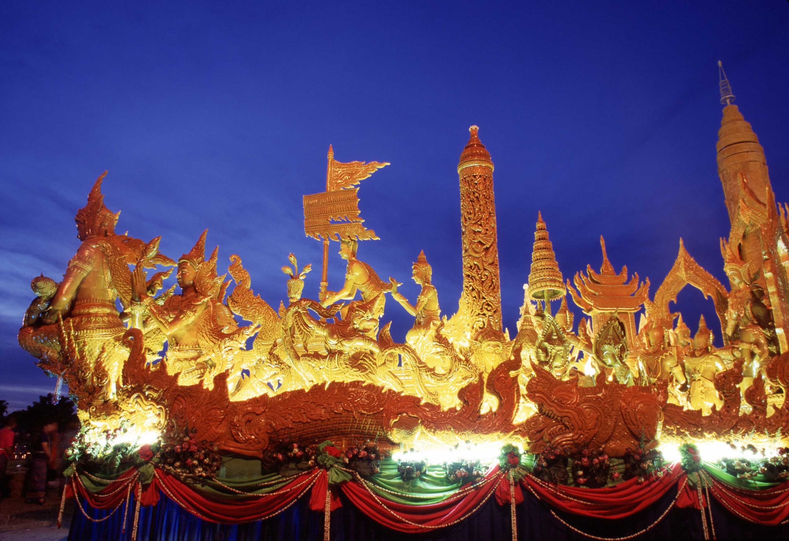 Top 3 Festivals in Thailand - izguide