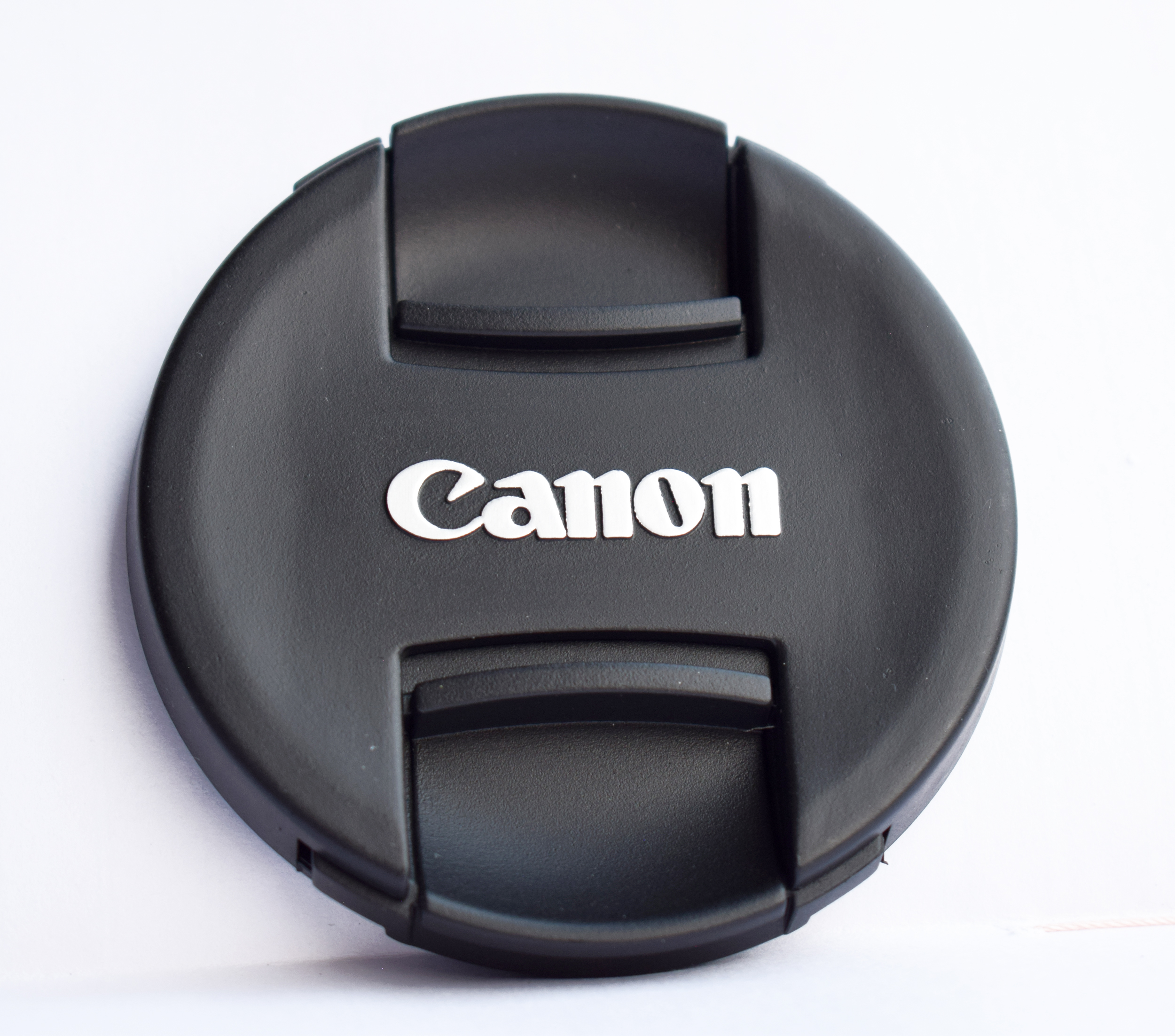 Replacement lens cap for 77mm front threaded canon lenses
