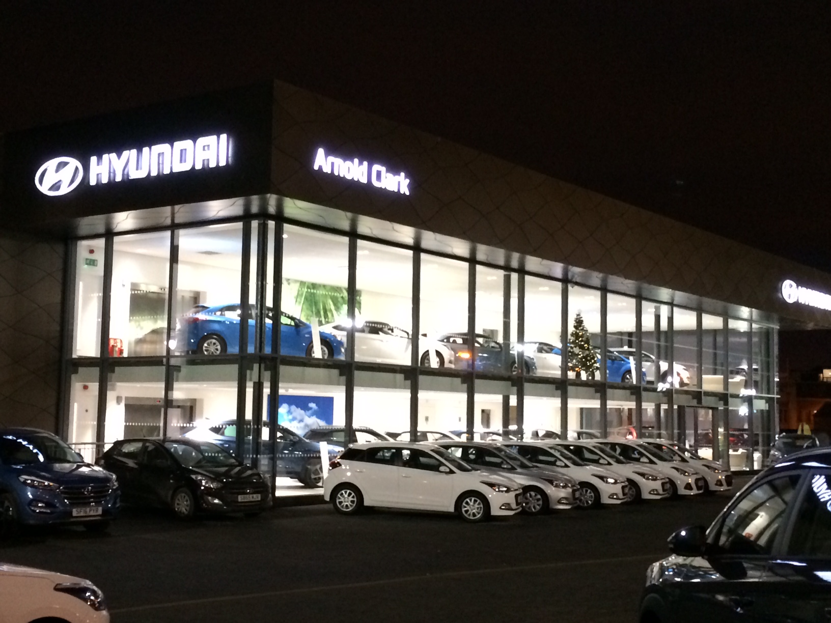 Arnold Clark Hyundai Car Showroom Project - Martin Contracts NI Ltd
