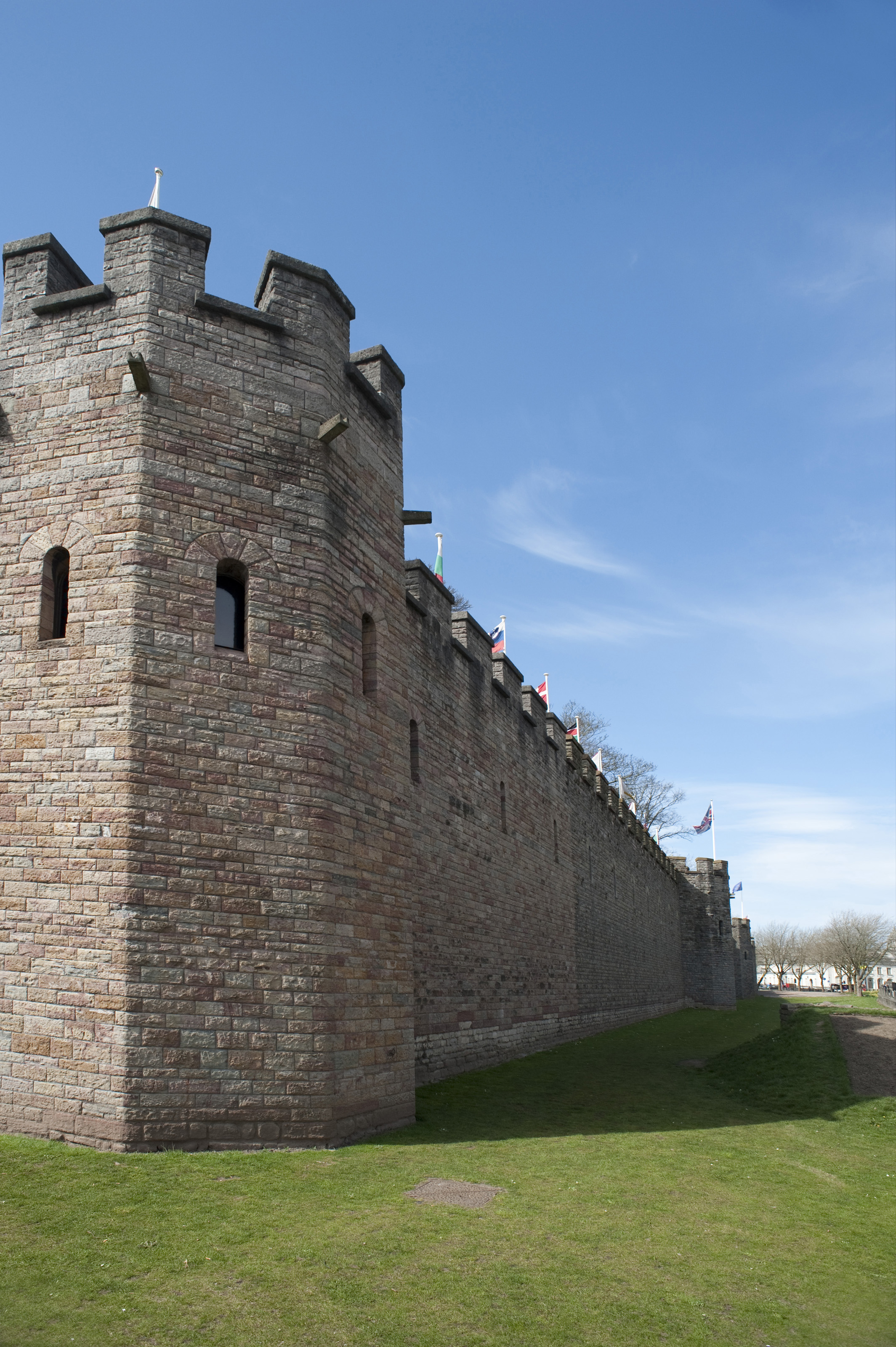 Free Stock Photo 7563 Cardiff Castle walls | freeimageslive