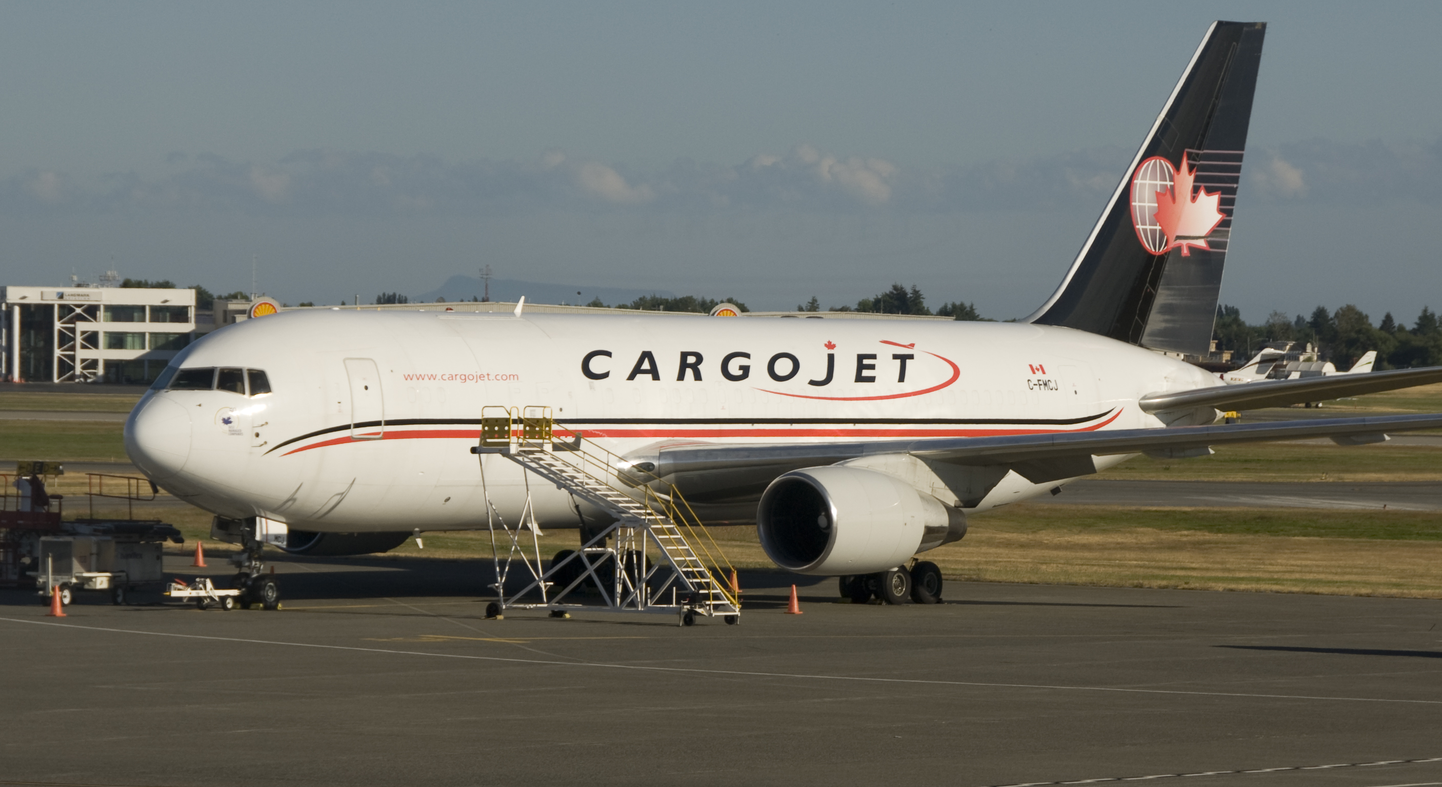 Cargo jet photo
