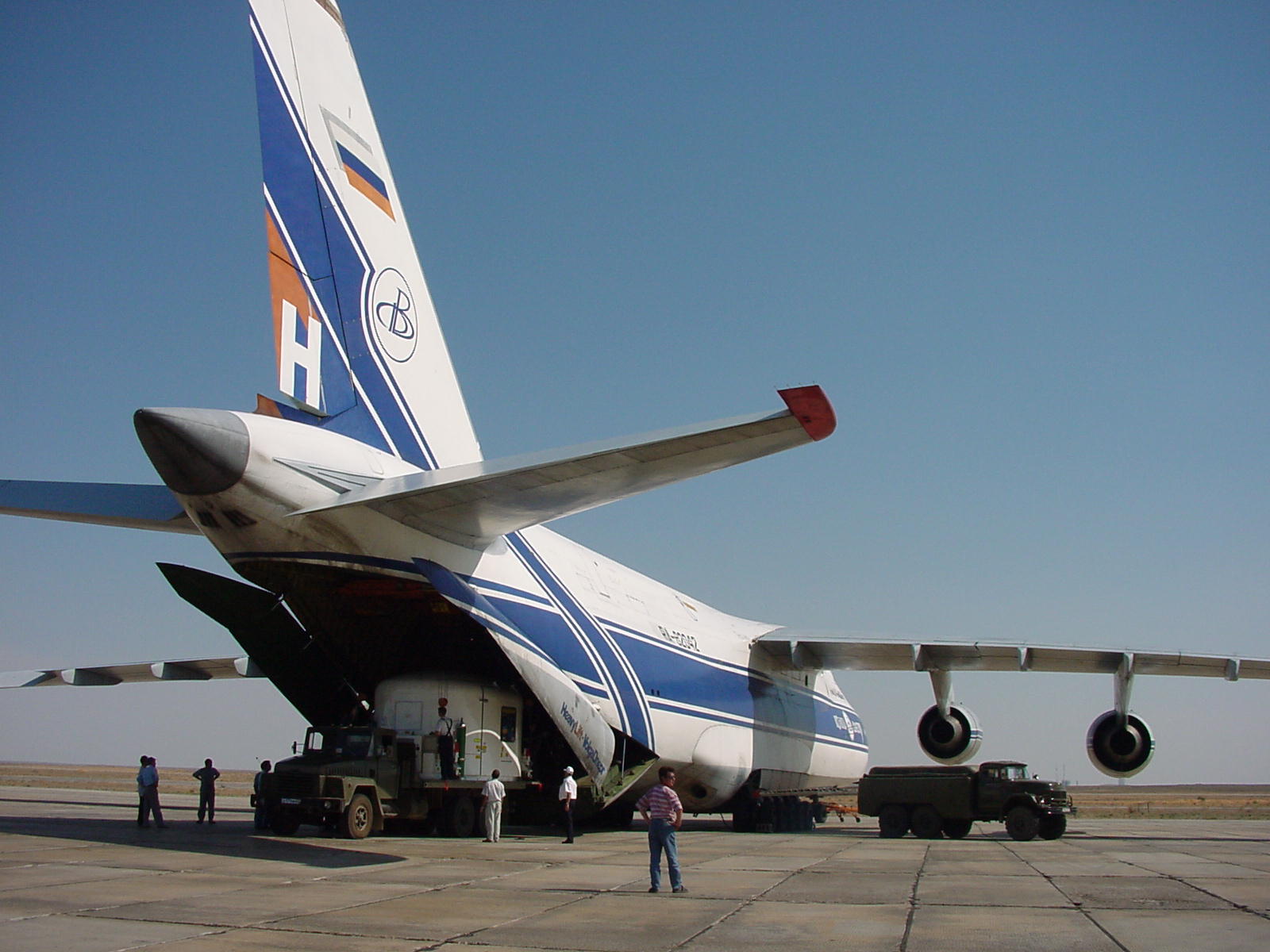 ESA Science & Technology: Unloading the Antonov Cargo plane at Baikonour