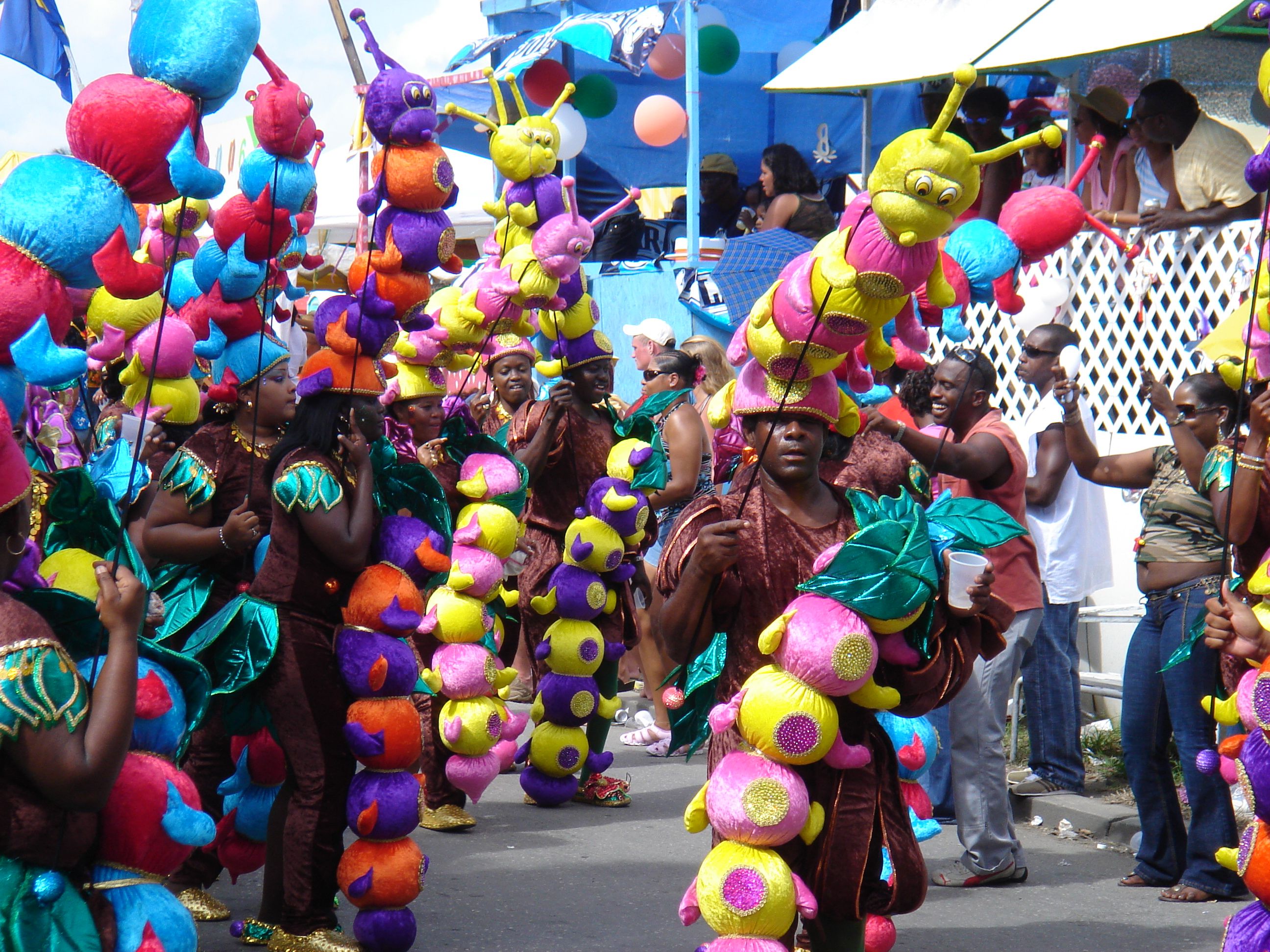 My favorite costumes from the parade. | Curacao | Pinterest | Carnival