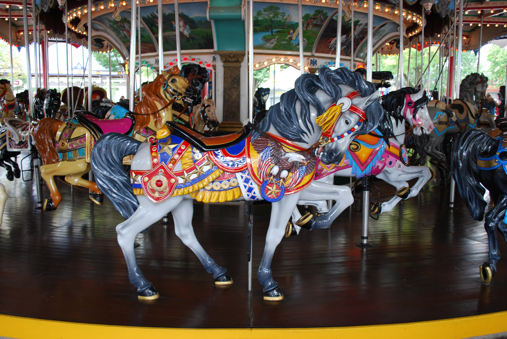 Beautiful Carousel Horses We Wish Were Alive | Cowboy Magic - Cowboy ...